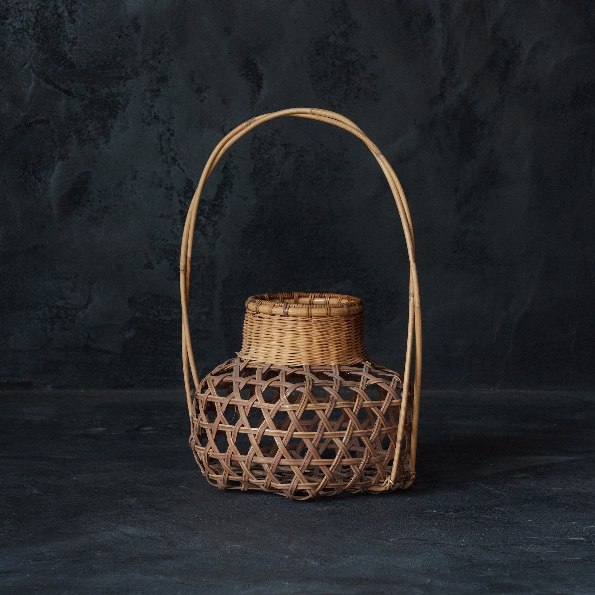 Sencha Runaway, Amber-colored Woven Basket, Taisho Period/1912-1926CE