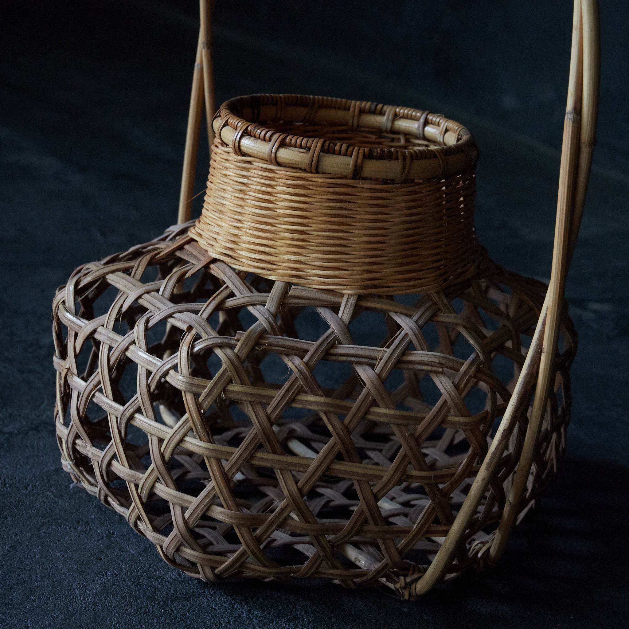 Sencha Runaway, Amber-colored Woven Basket, Taisho Period/1912-1926CE