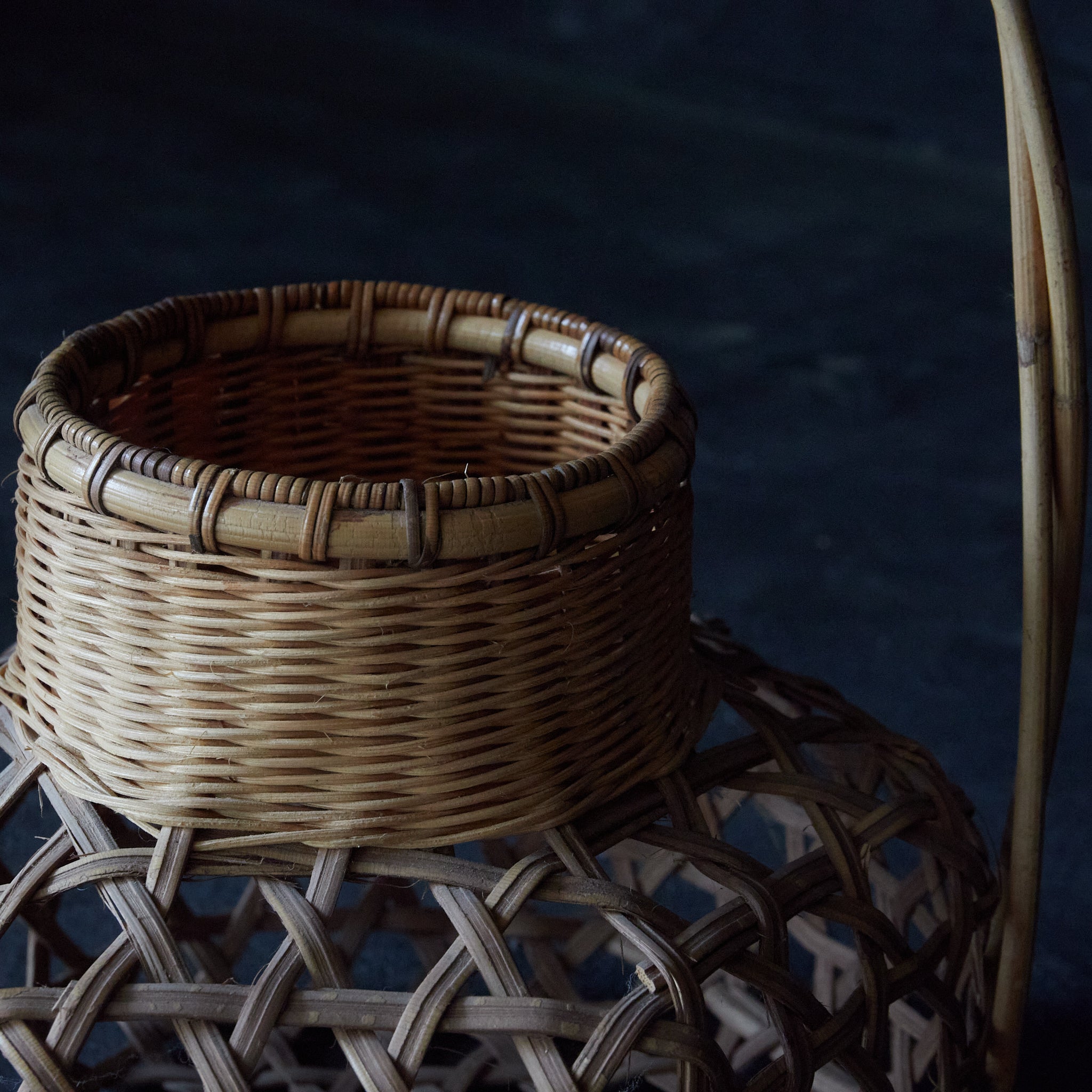 Sencha Runaway, Amber-colored Woven Basket, Taisho Period/1912-1926CE