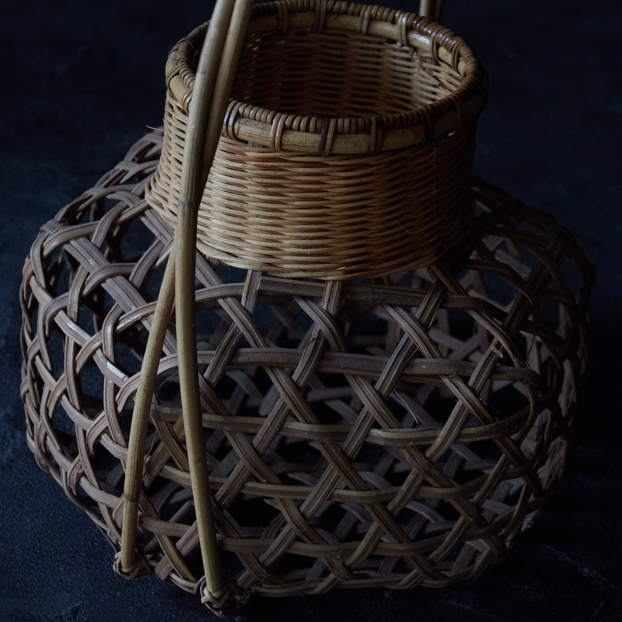 Sencha Runaway, Amber-colored Woven Basket, Taisho Period/1912-1926CE