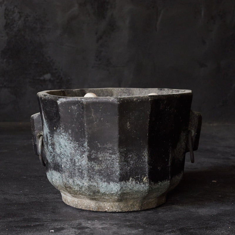RUSTED STONE HIBACHI WITH RING HANDLES, Joseon Dynasty（1392–1897CE）