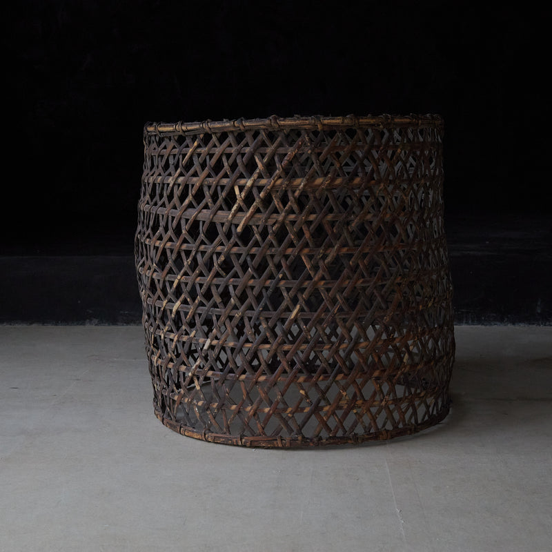 A well-used antique woven basket object from the Taisho period/1912-1926CE