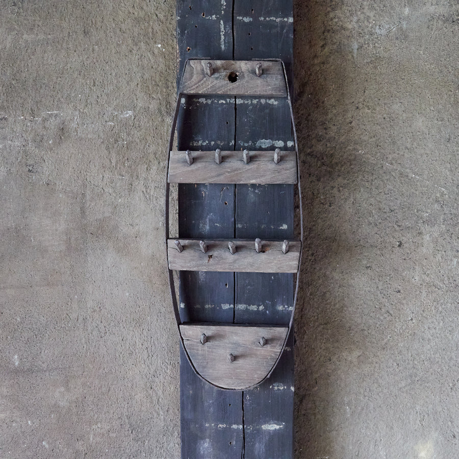 WANDBEHANG AUS EISEN UND ALTHOLZ, Taisho-Zeit（1912–1926 n. Chr.）