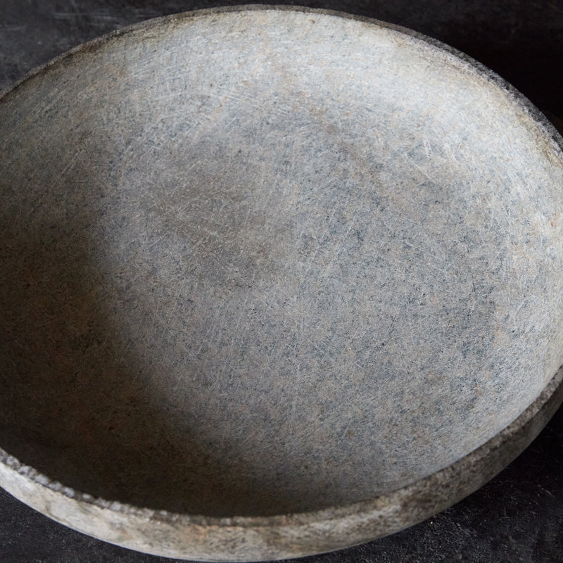 Stone-carved plate with handle, Joseon Dynasty/1392-1897CE