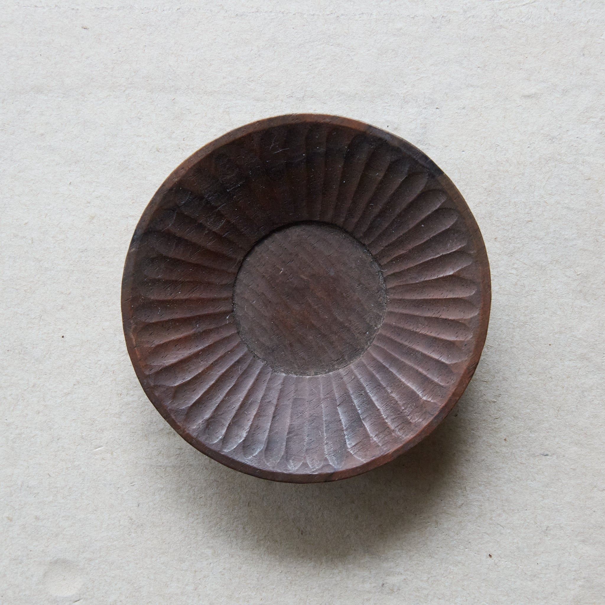 PLATILLO DE MADERA DE CAQUI NEGRO PEQUEÑO, Juego de 5, Período Taisho（1912–1926 d. C.）