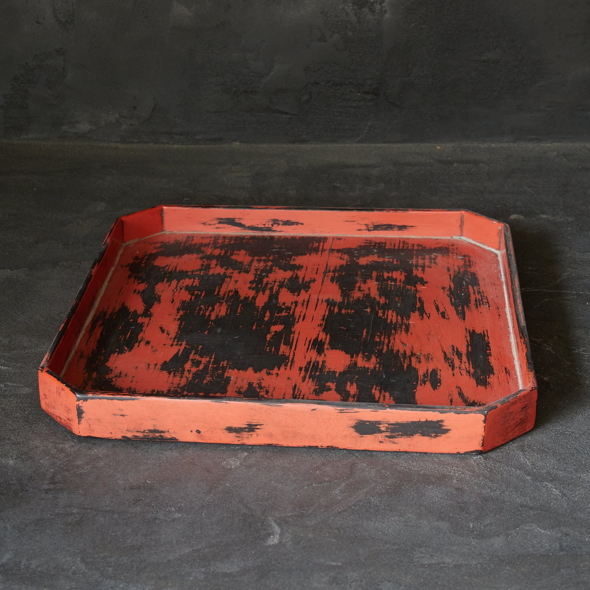 根来の隅切盆 根来塗隅切盆｜漆器の島安【うるわしうるし】根来塗、食器