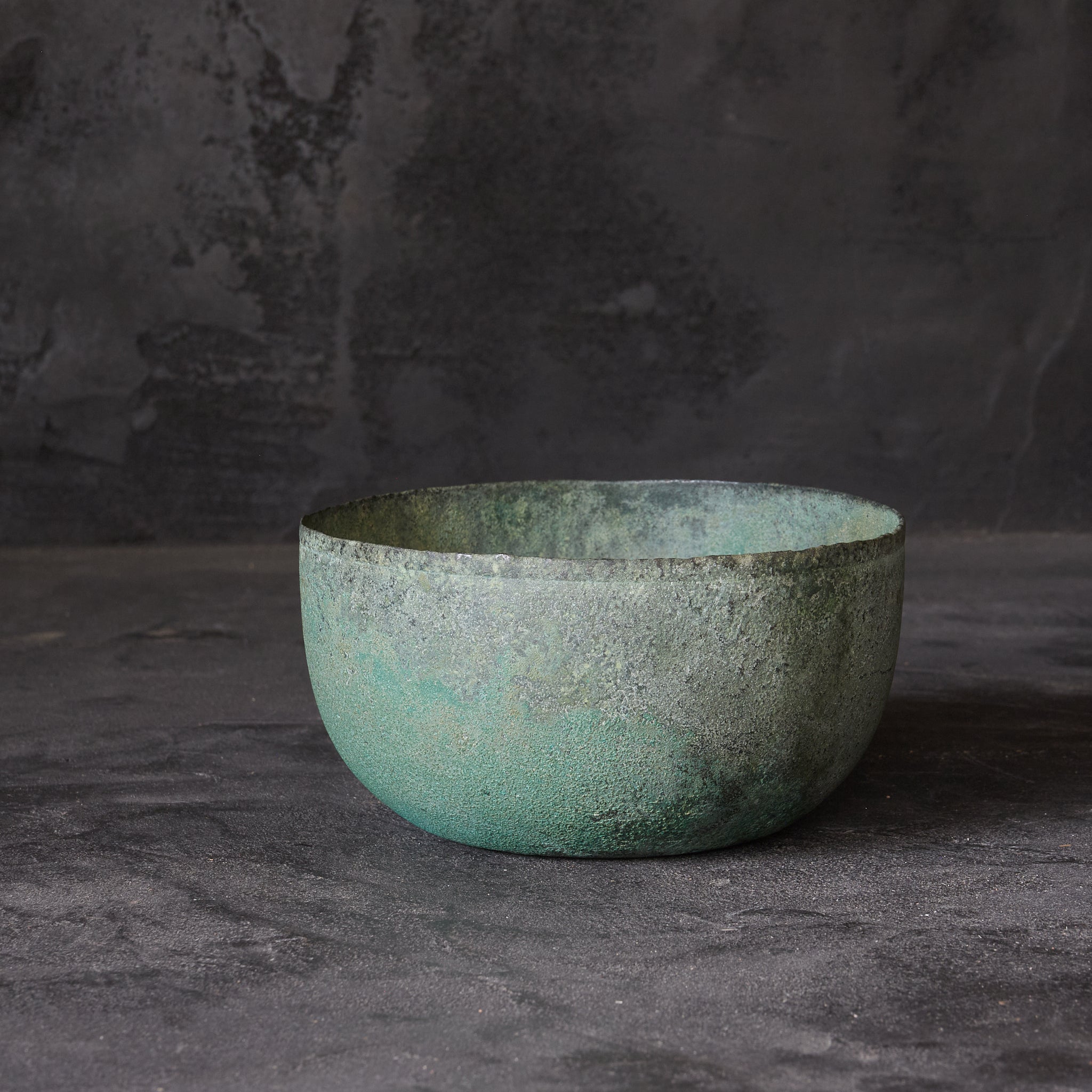 Hibiki copper sand bowl Goryeo dynasty/918-1392CE