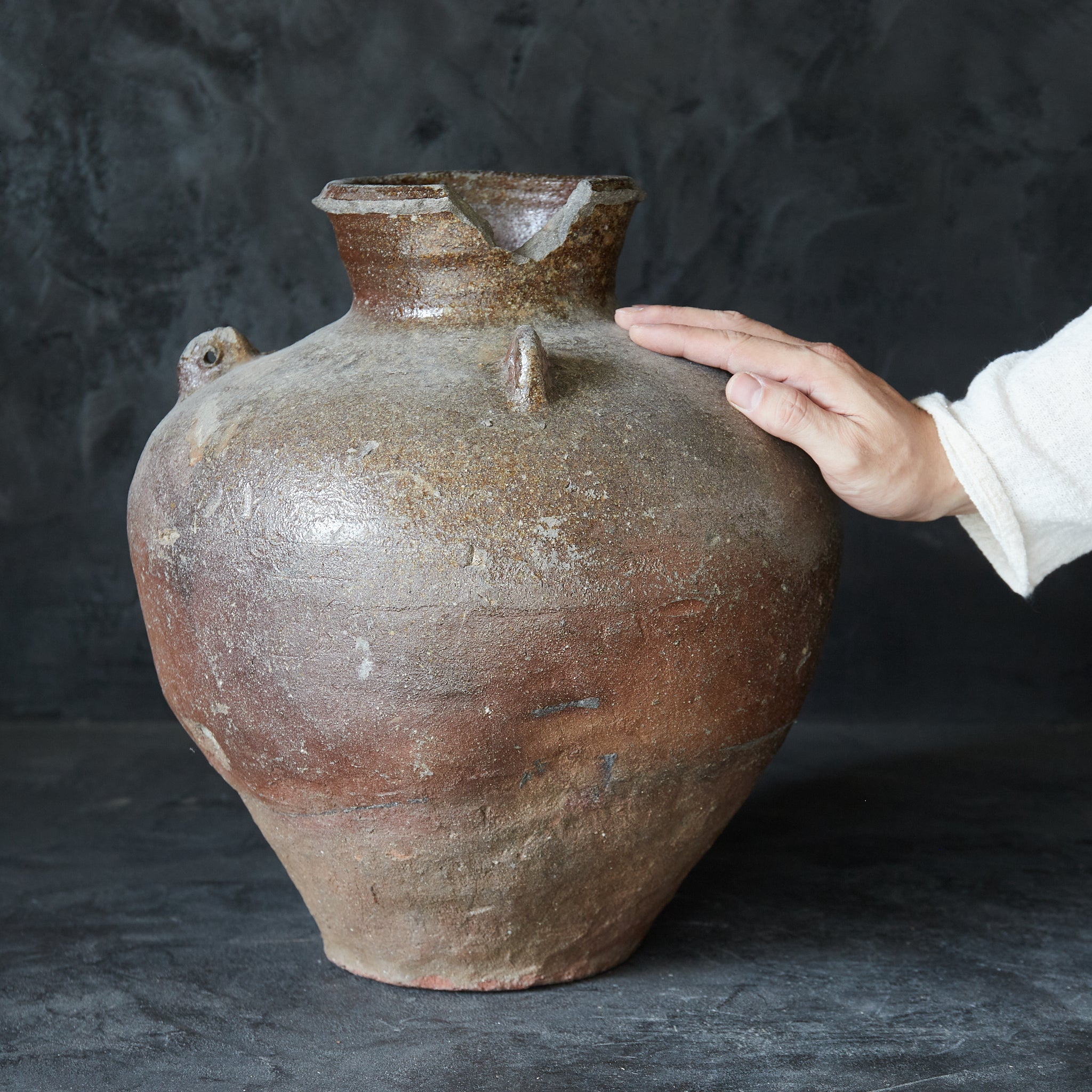 Old Bizen Three-eared Jar, Muromachi Period, Muromachi Period/1336-1573CE