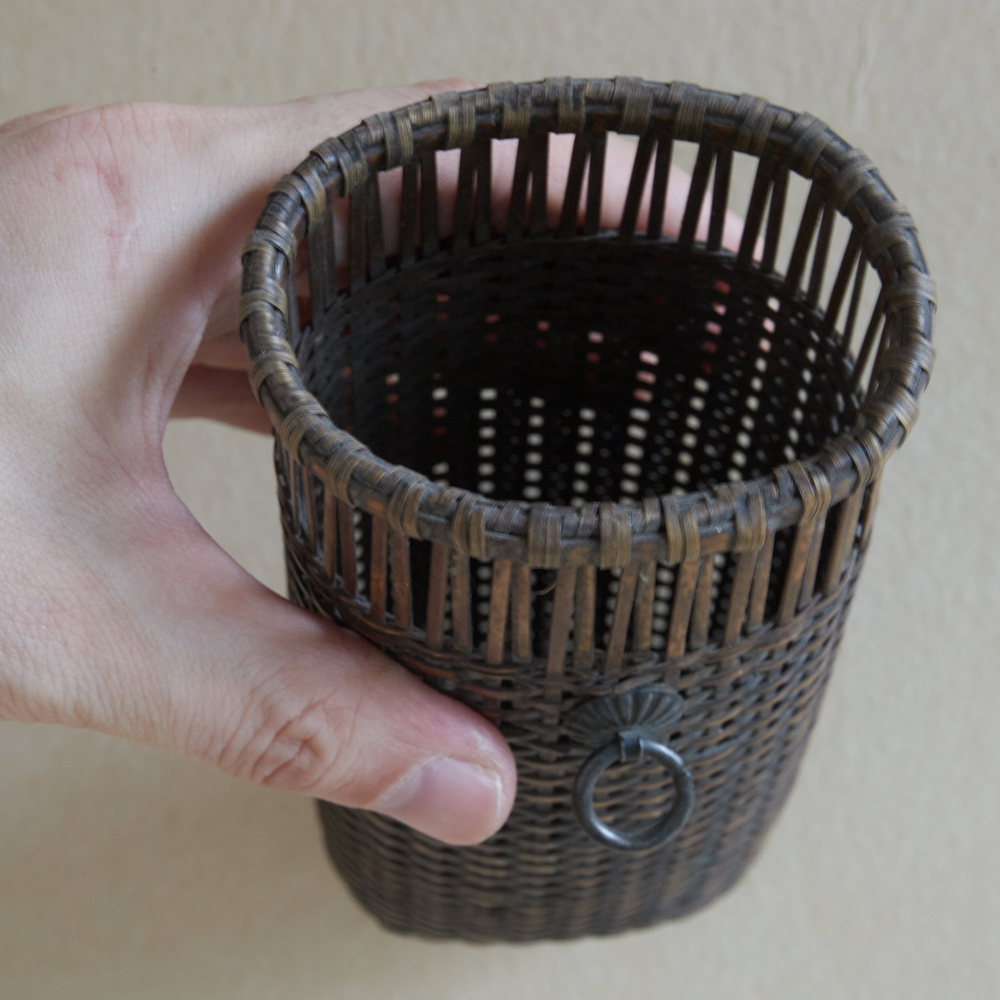 Old bamboo tea basket with hanging flower vase Edo-Meiji period/1603-1912CE