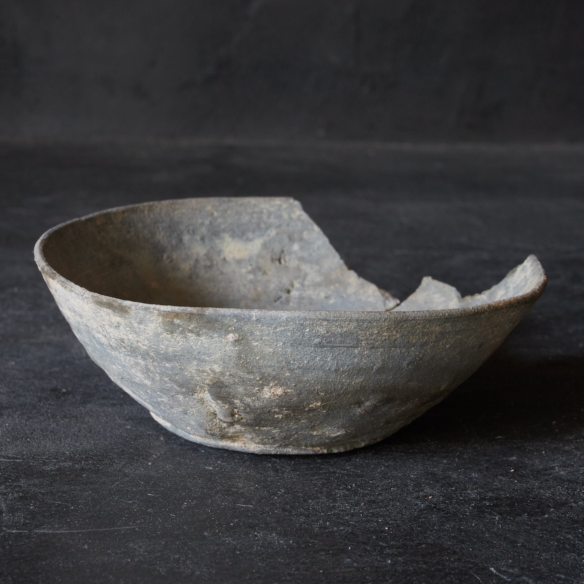 Sueki bowl-shaped pottery remains from the Kofun period/250-581CE