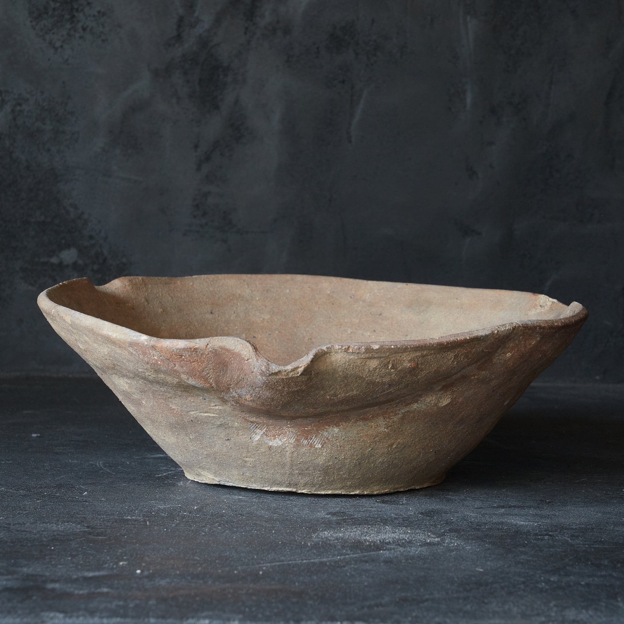 Old Tokoname Three-mouthed Large Bowl, Kamakura Period/1185-1333CE