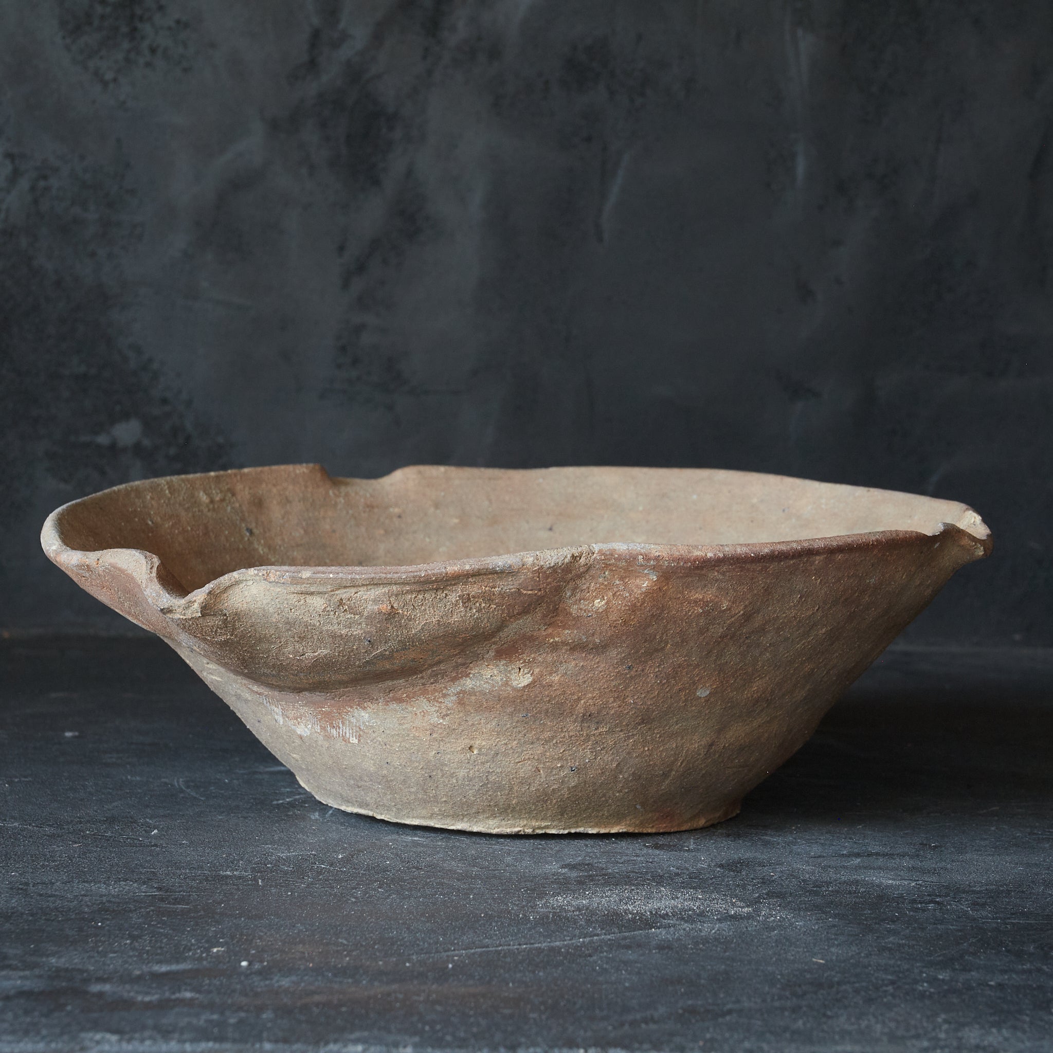 Old Tokoname Three-mouthed Large Bowl, Kamakura Period/1185-1333CE