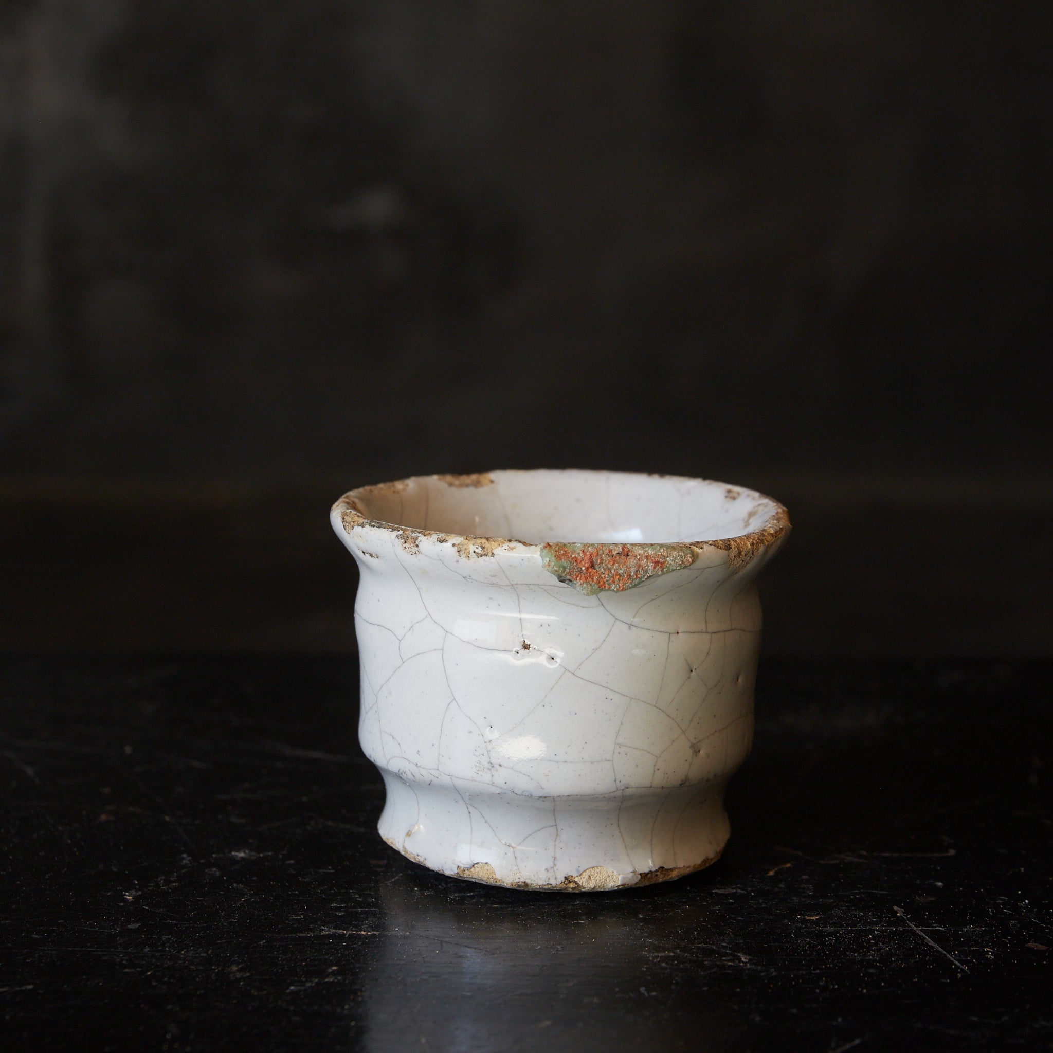 18th century white glazed Delft cup with wooden lid 16th-19th century