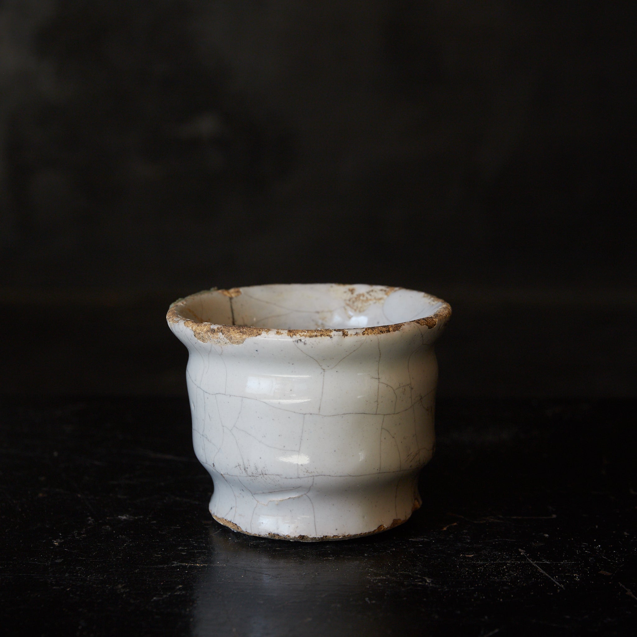 18th century white glazed Delft cup with wooden lid 16th-19th century