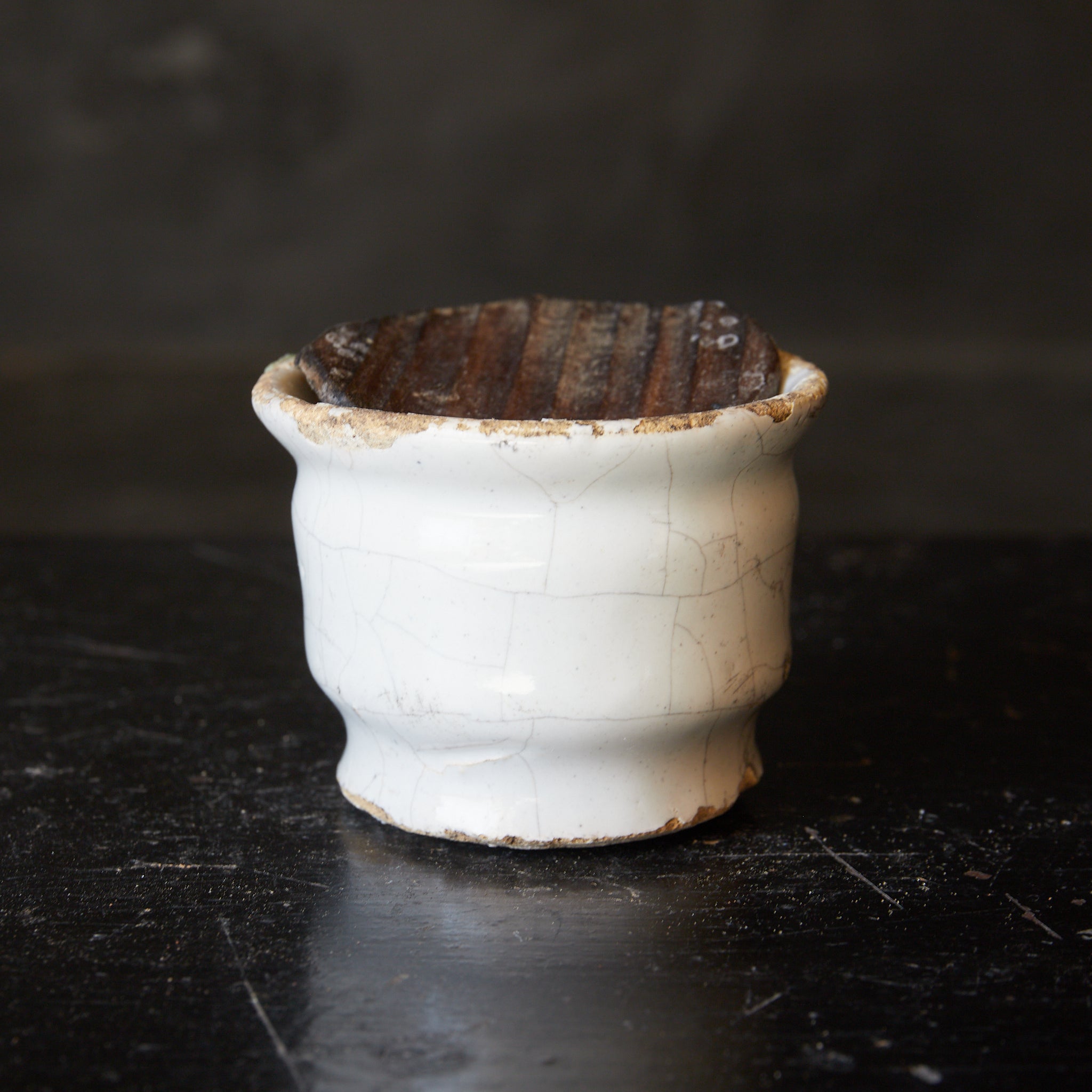 18th century white glazed Delft cup with wooden lid 16th-19th century