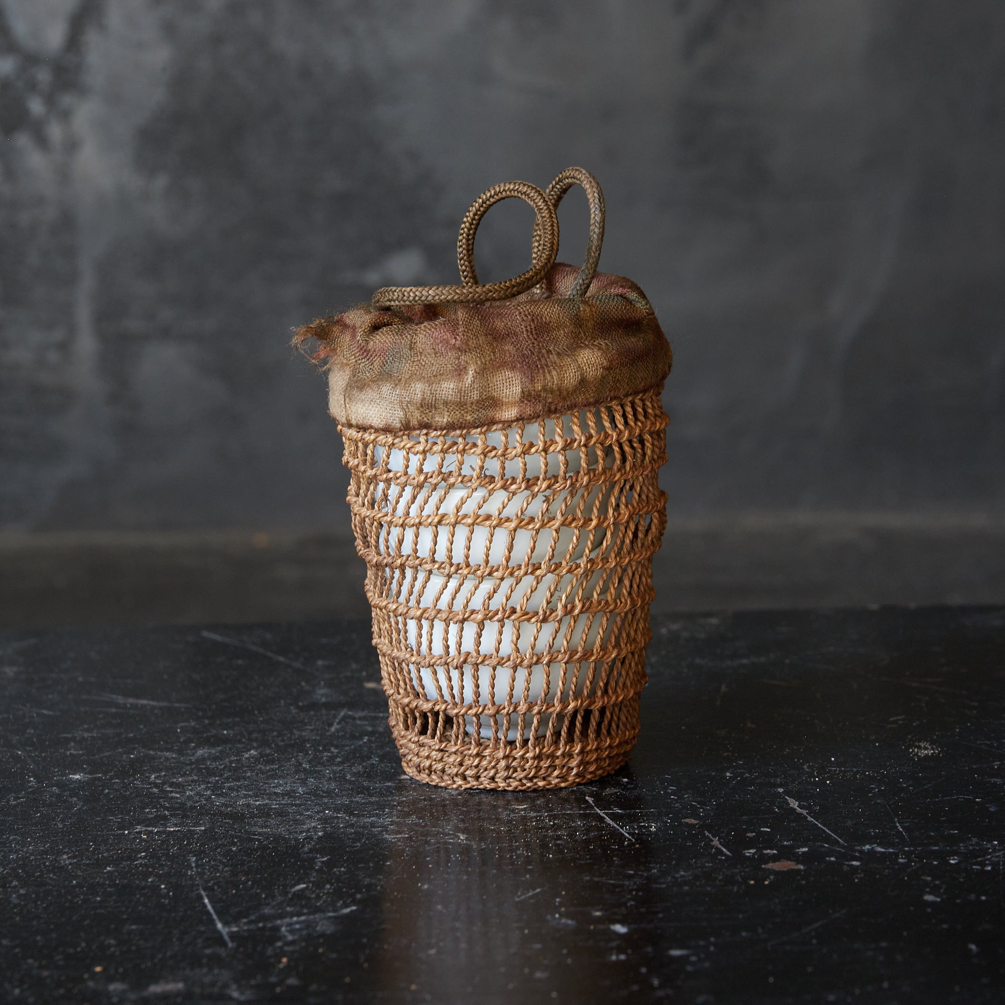 Period: Old teacup storage basket, drawstring bag, Taisho period/1912-1926CE