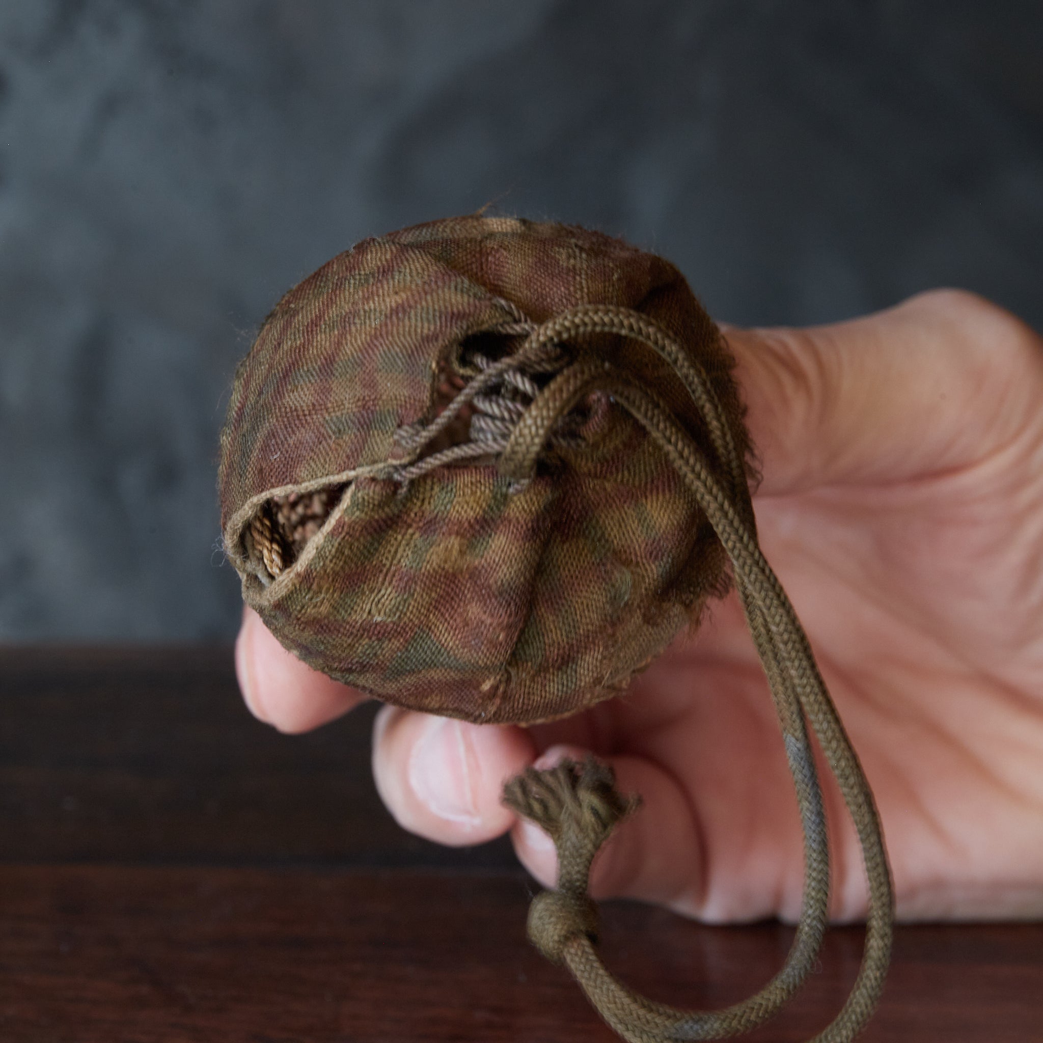 Period: Old teacup storage basket, drawstring bag, Taisho period/1912-1926CE