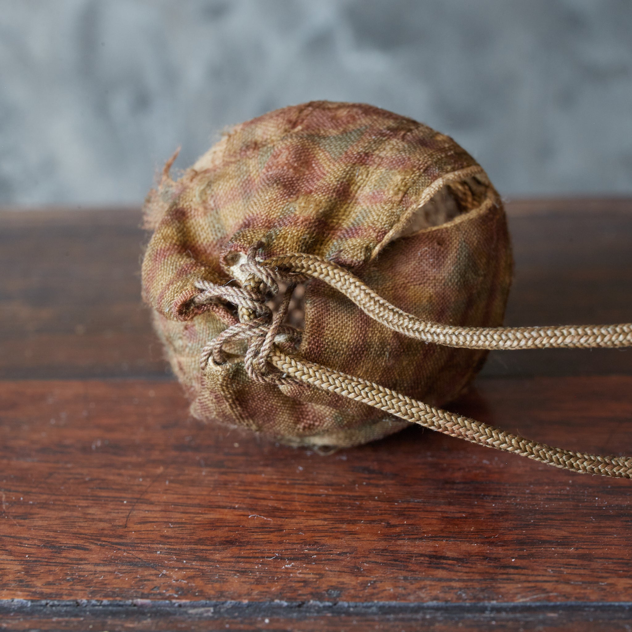 Period: Old teacup storage basket, drawstring bag, Taisho period/1912-1926CE