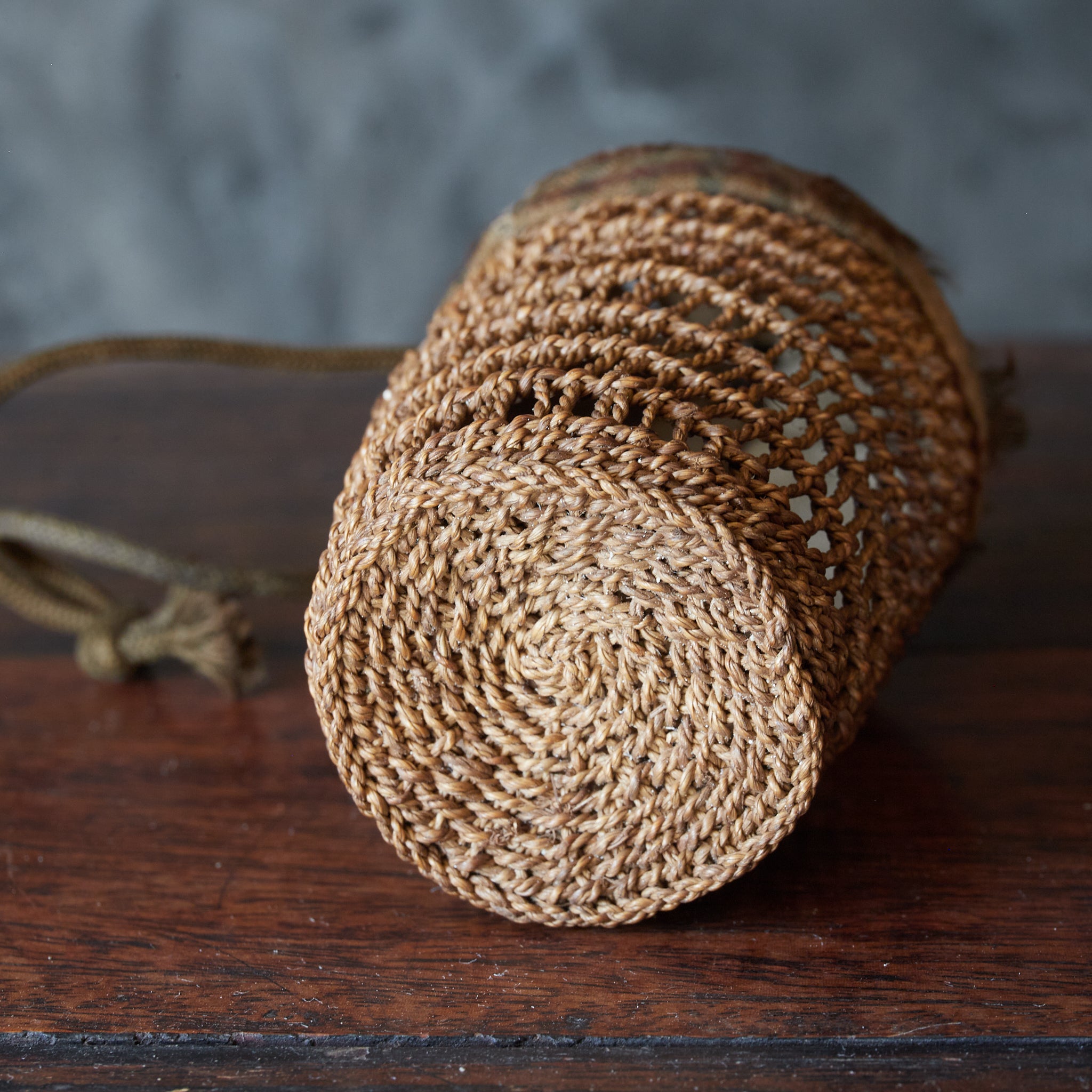 Period: Old teacup storage basket, drawstring bag, Taisho period/1912-1926CE