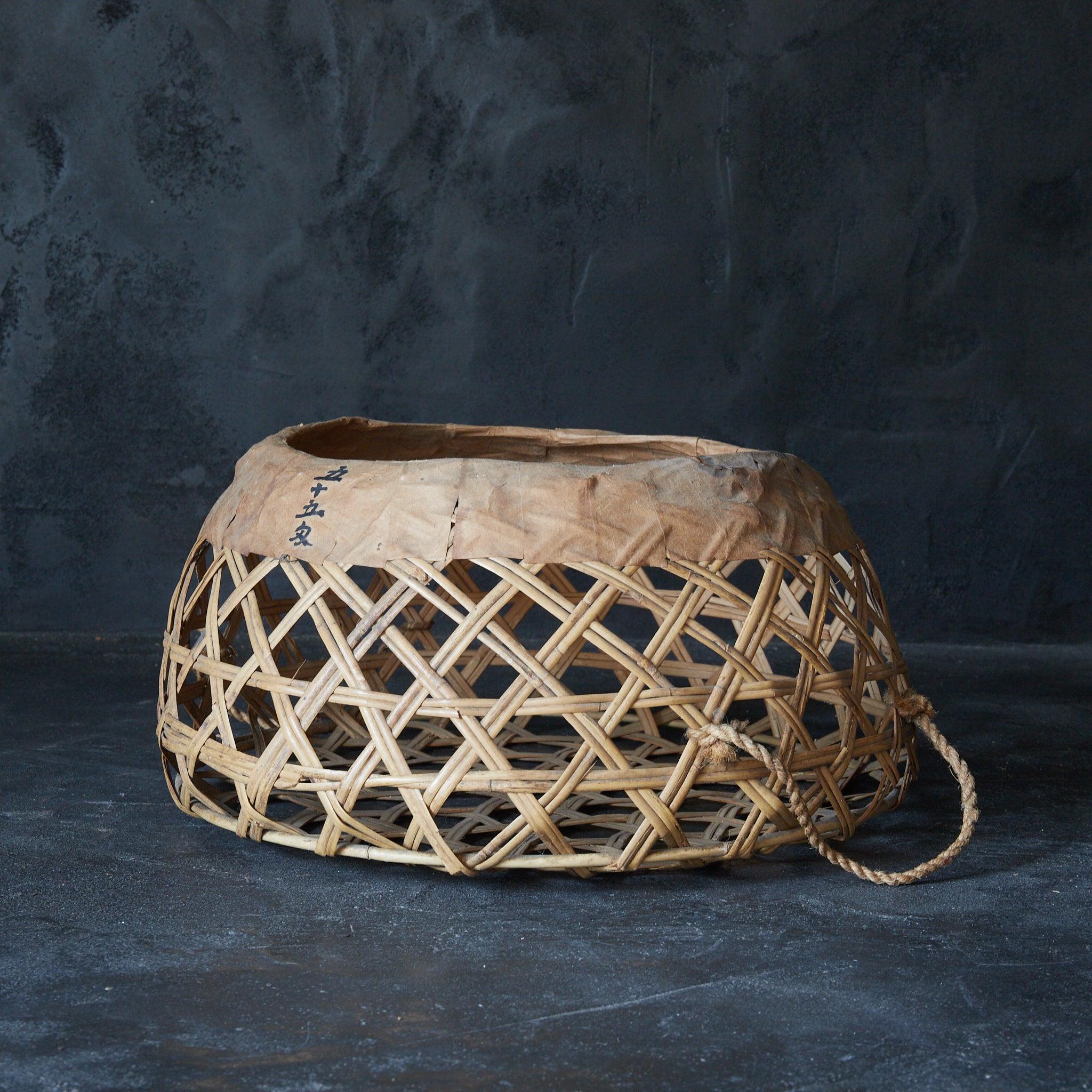 Old bamboo basket with straw handle Flower basket Meiji period/1868-1912CE