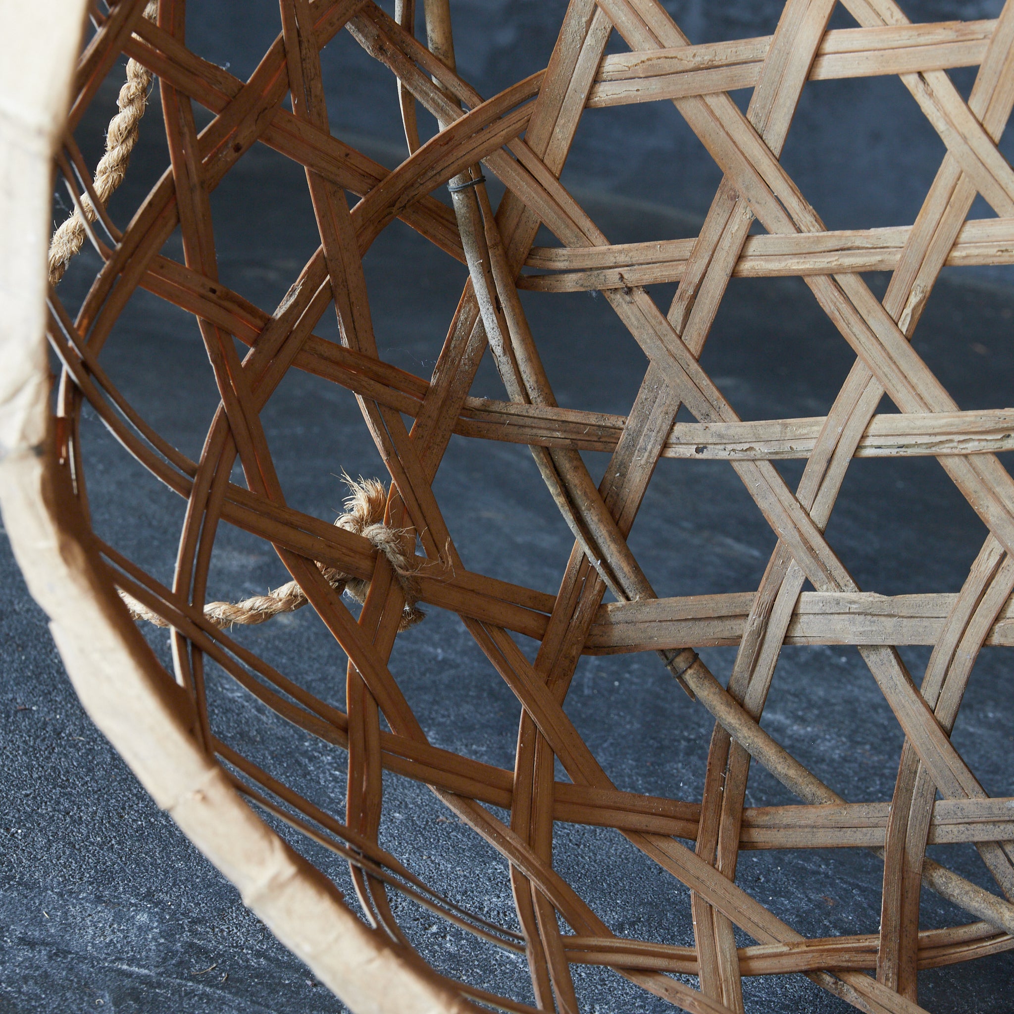 Old bamboo basket with straw handle Flower basket Meiji period/1868-1912CE