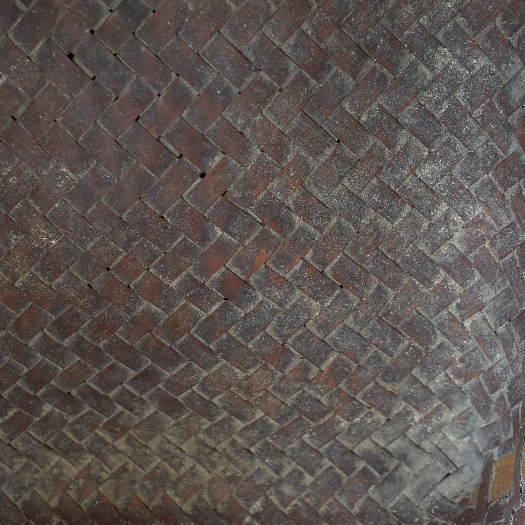 LARGE KUDZU BASKET / TEA BOX, Edo–Meiji Period（1603–1912CE）