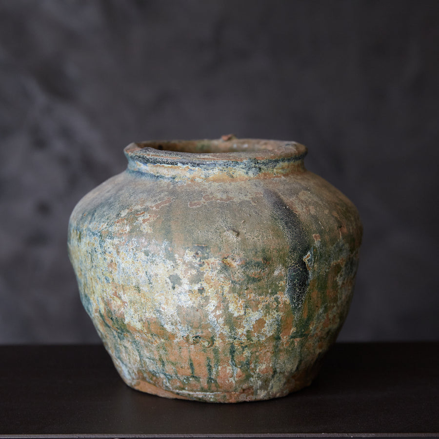 漢代 銀化緑釉小壺（206 BCE–220 CE）