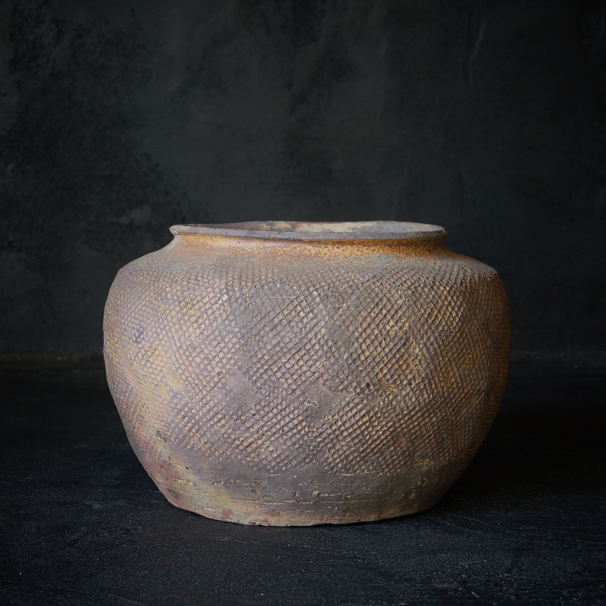 送料無料　時代物　陶印有　焼物能面　迫力満点 春秋戦国時代 硬陶印文壺（770–221BCE） | 入蘆花（ロカニイル）