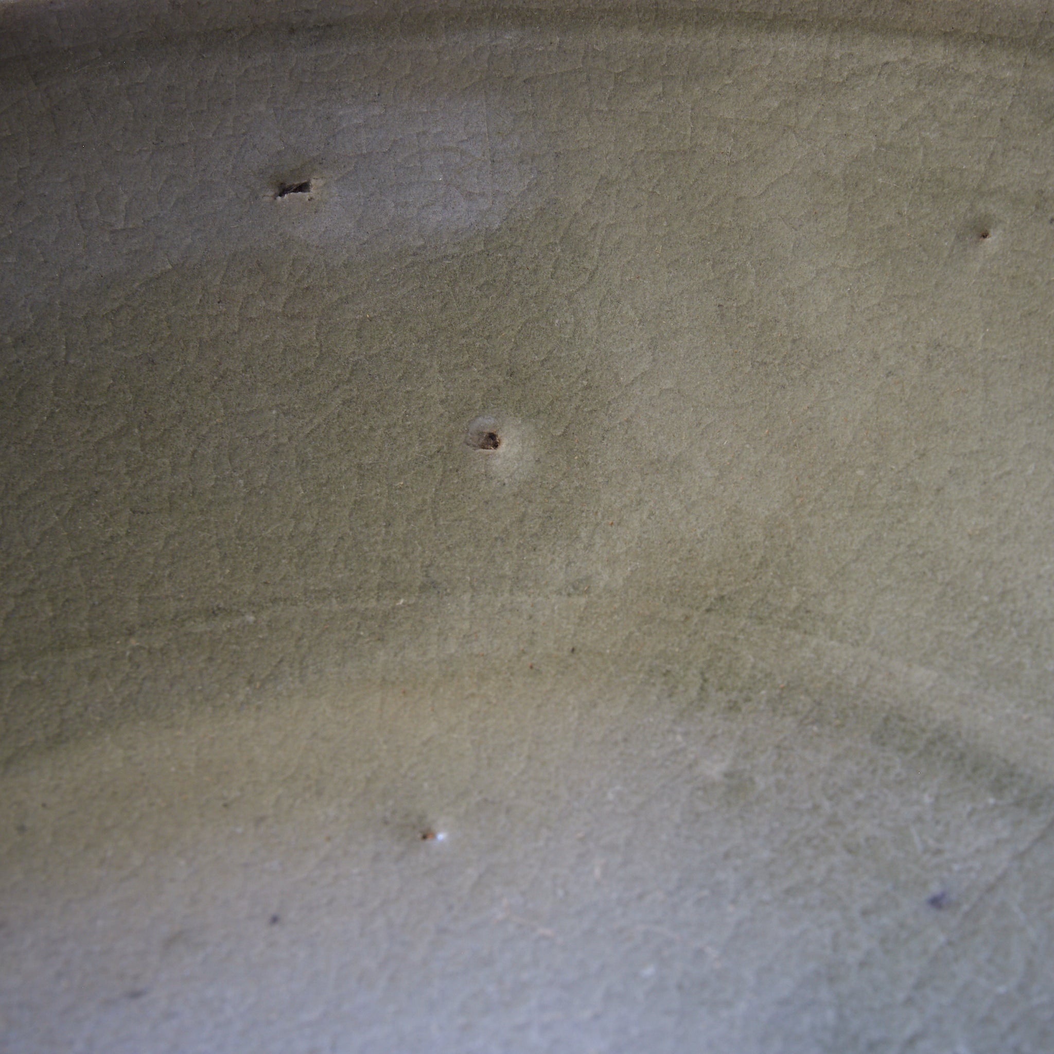 LARGE DISH, Longquan kiln, Ming Dynasty（1368–1644CE）