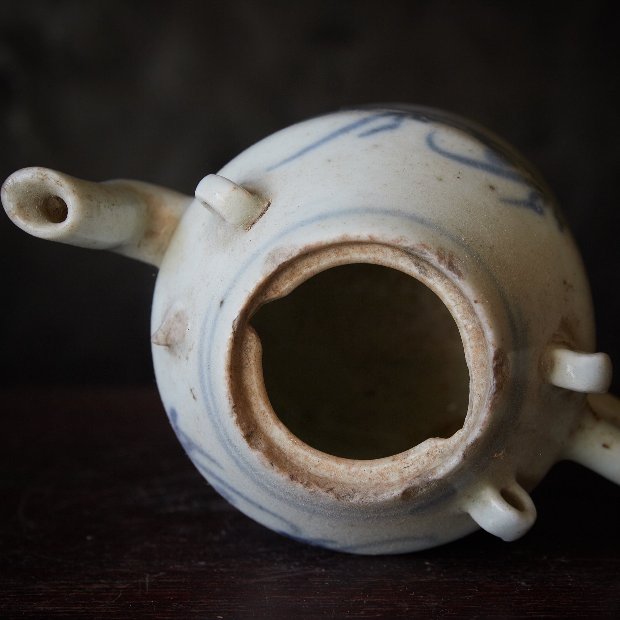 明代 古染付水注（1368–1644CE） | 入蘆花（ロカニイル）