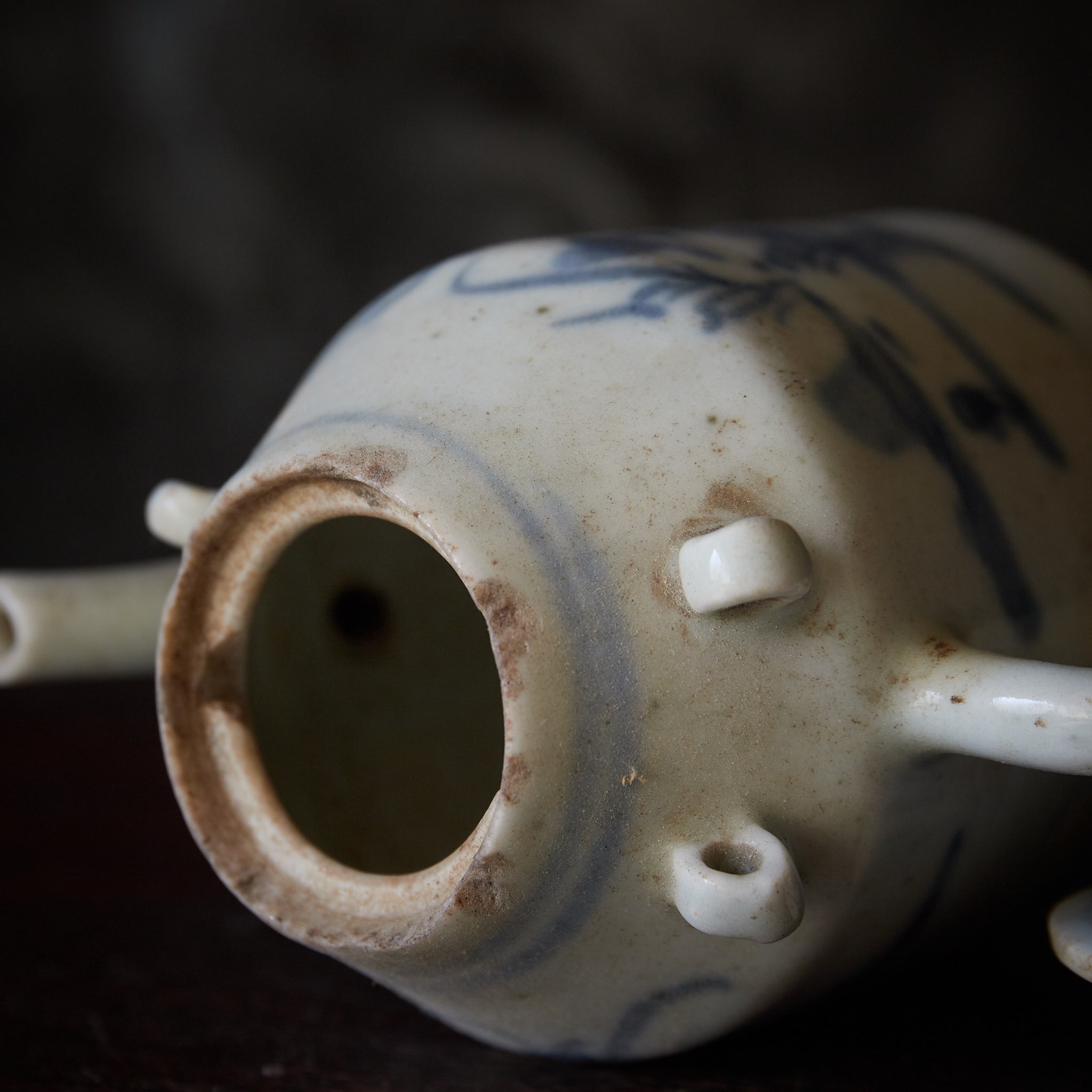 明代 古染付水注（1368–1644CE） | 入蘆花（ロカニイル）