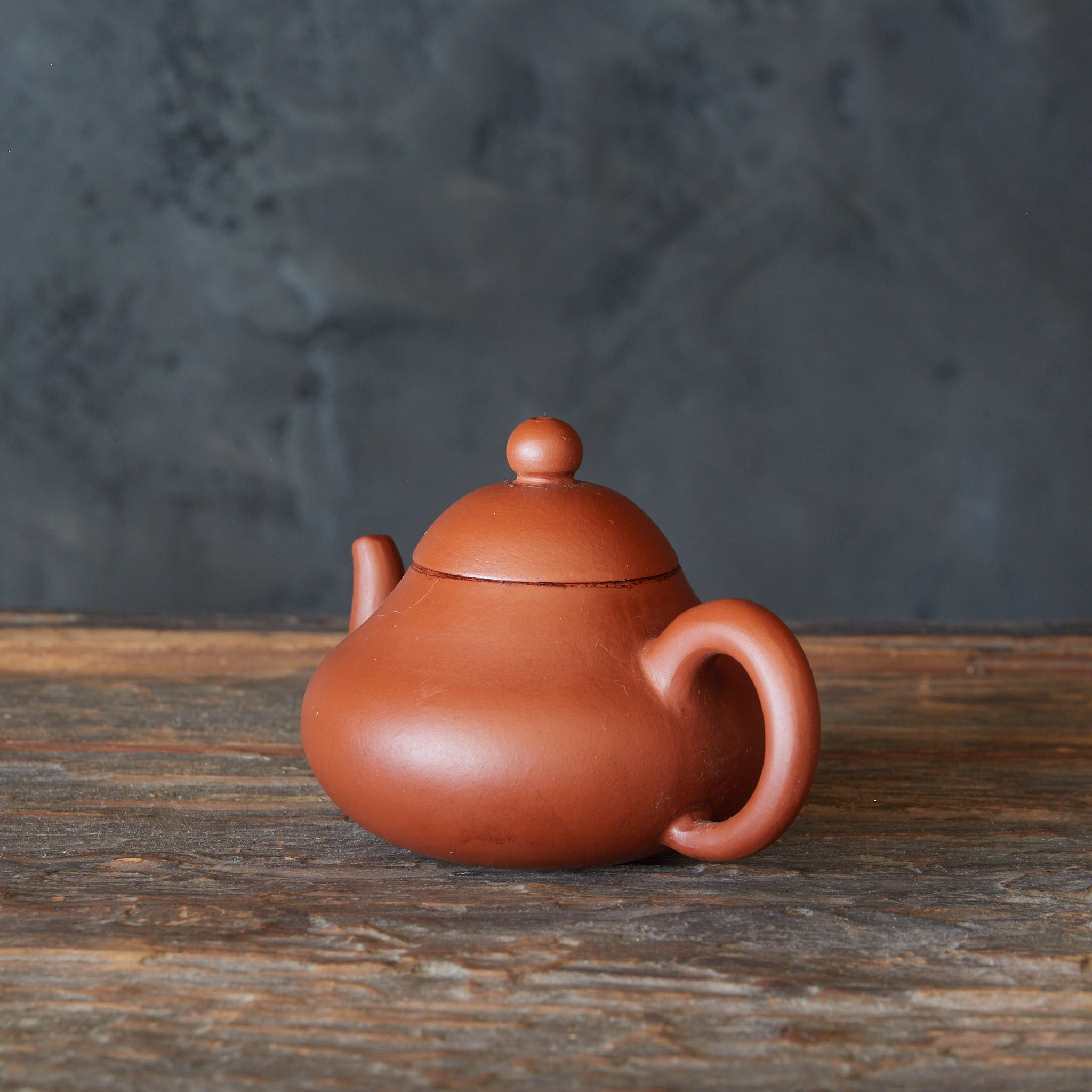 清代-民国期 荊渓南孟臣製 朱泥梨型壺（急須）（1616–1949CE） | 入