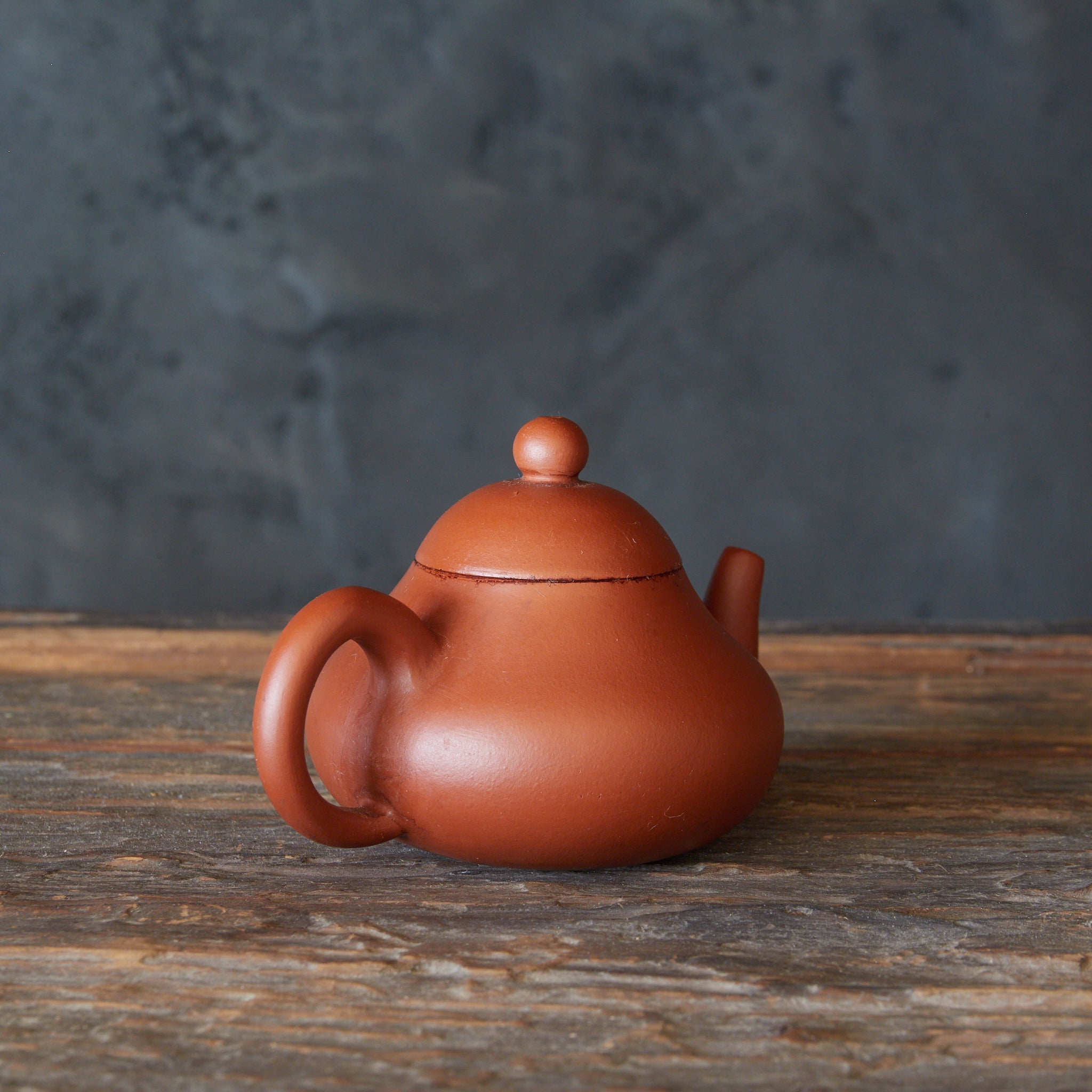 清代-民国期 荊渓南孟臣製 朱泥梨型壺（急須）（1616–1949CE