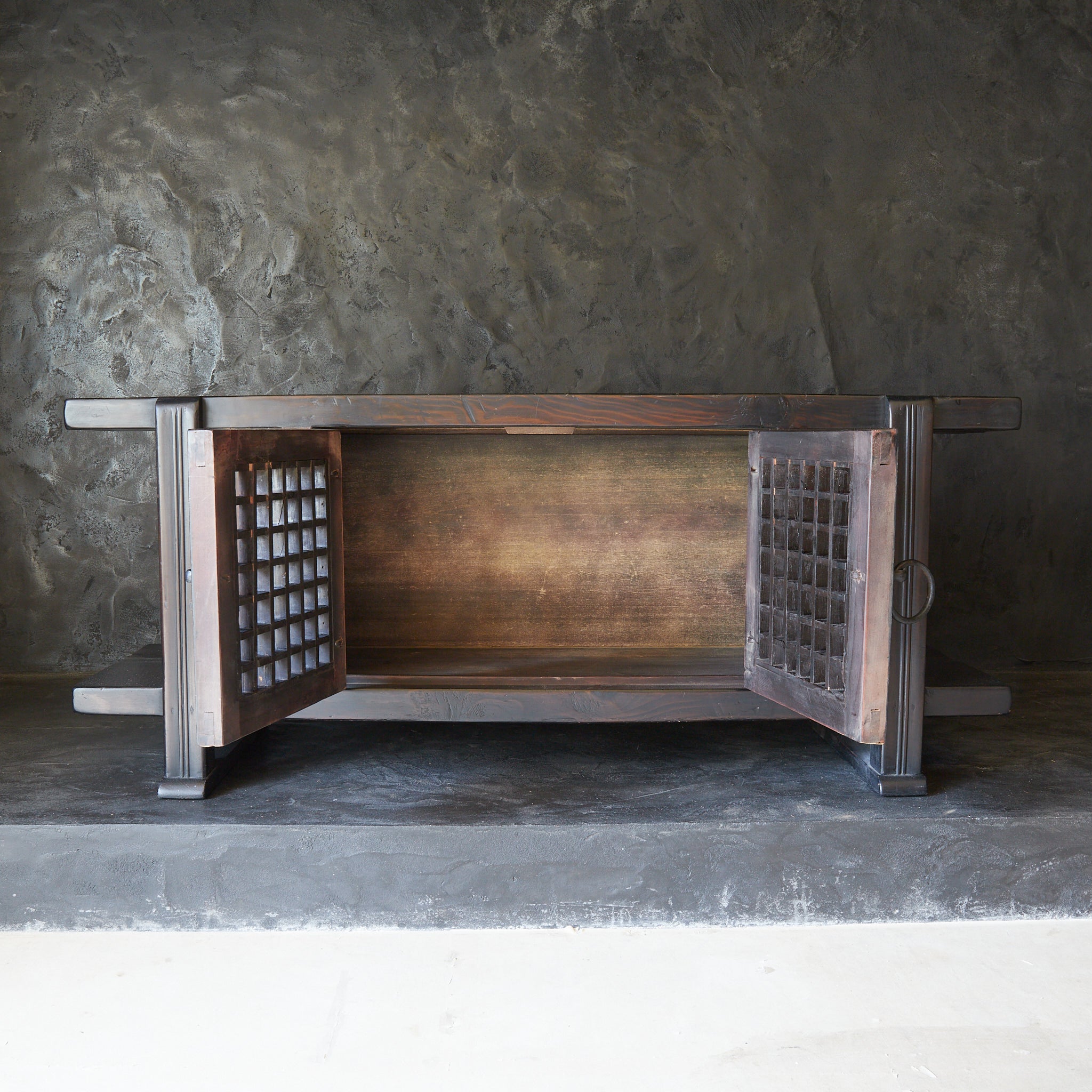 李朝 書案（1392–1897CE） | 入蘆花（ロカニイル）