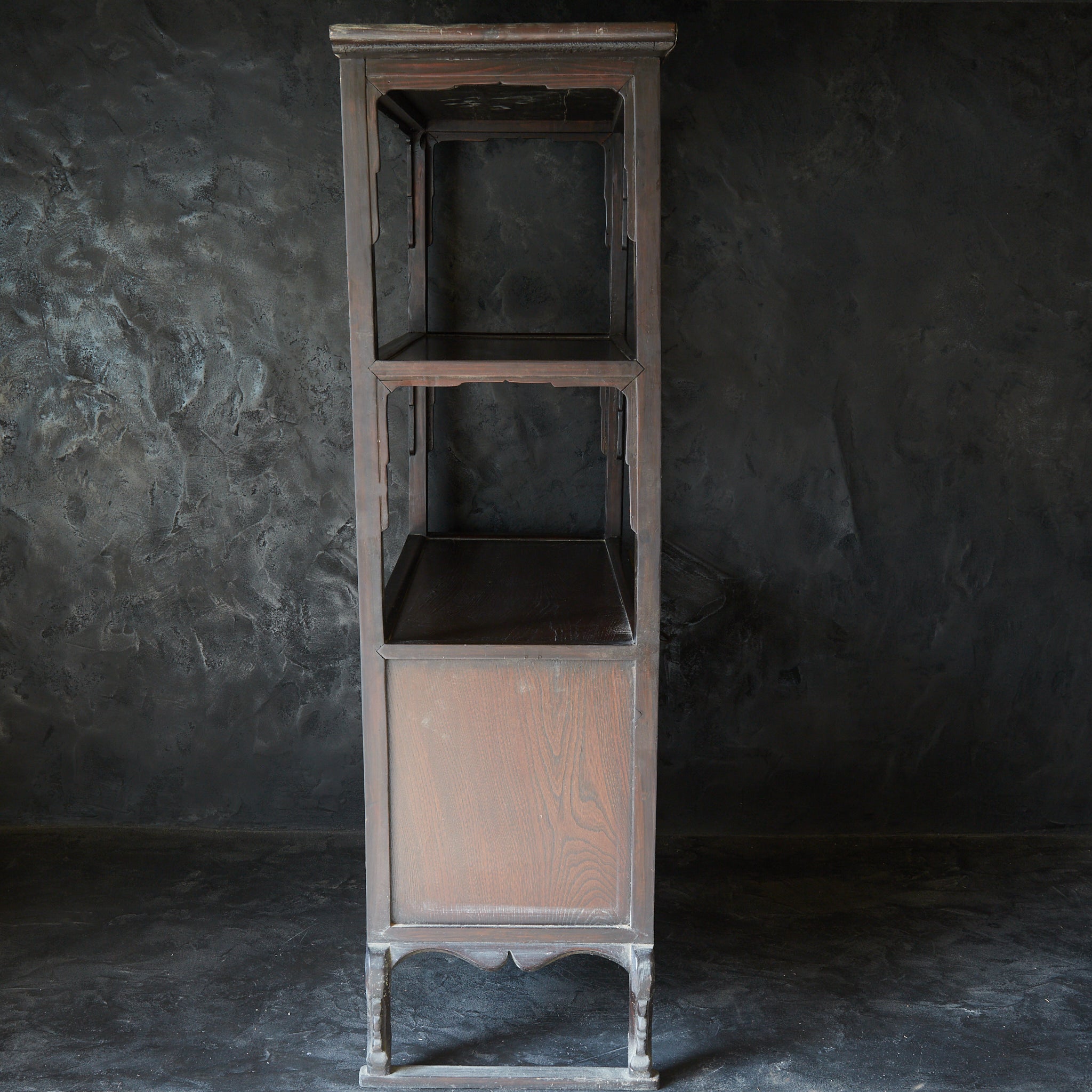 李朝飾り棚　アンティーク 李朝 小ぶりな四方棚（1392–1897 CE） | 入蘆花（ロカニイル）