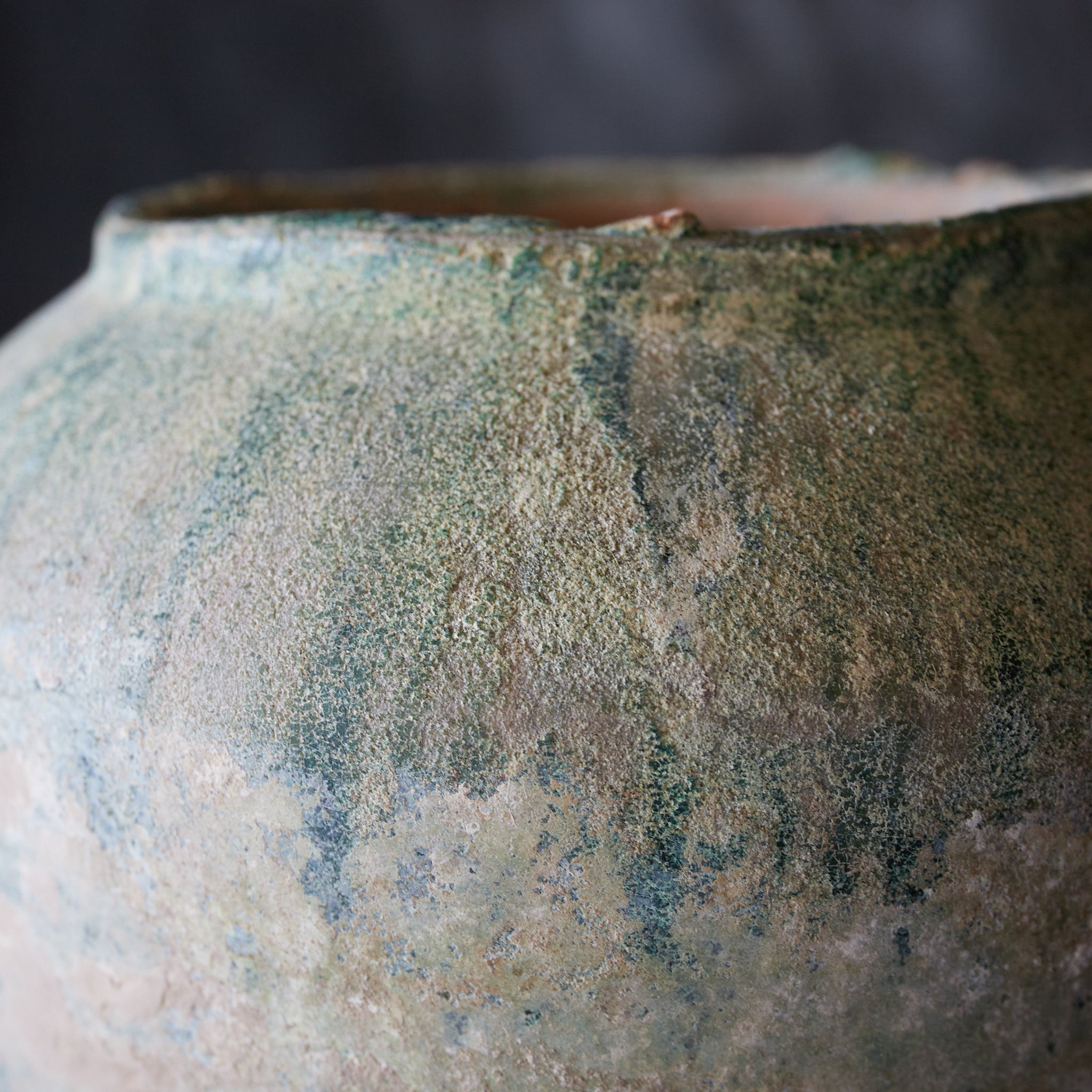 SMALL JAR, Iridescent green-glazed, Han Dynasty（206BCE–220CE）
