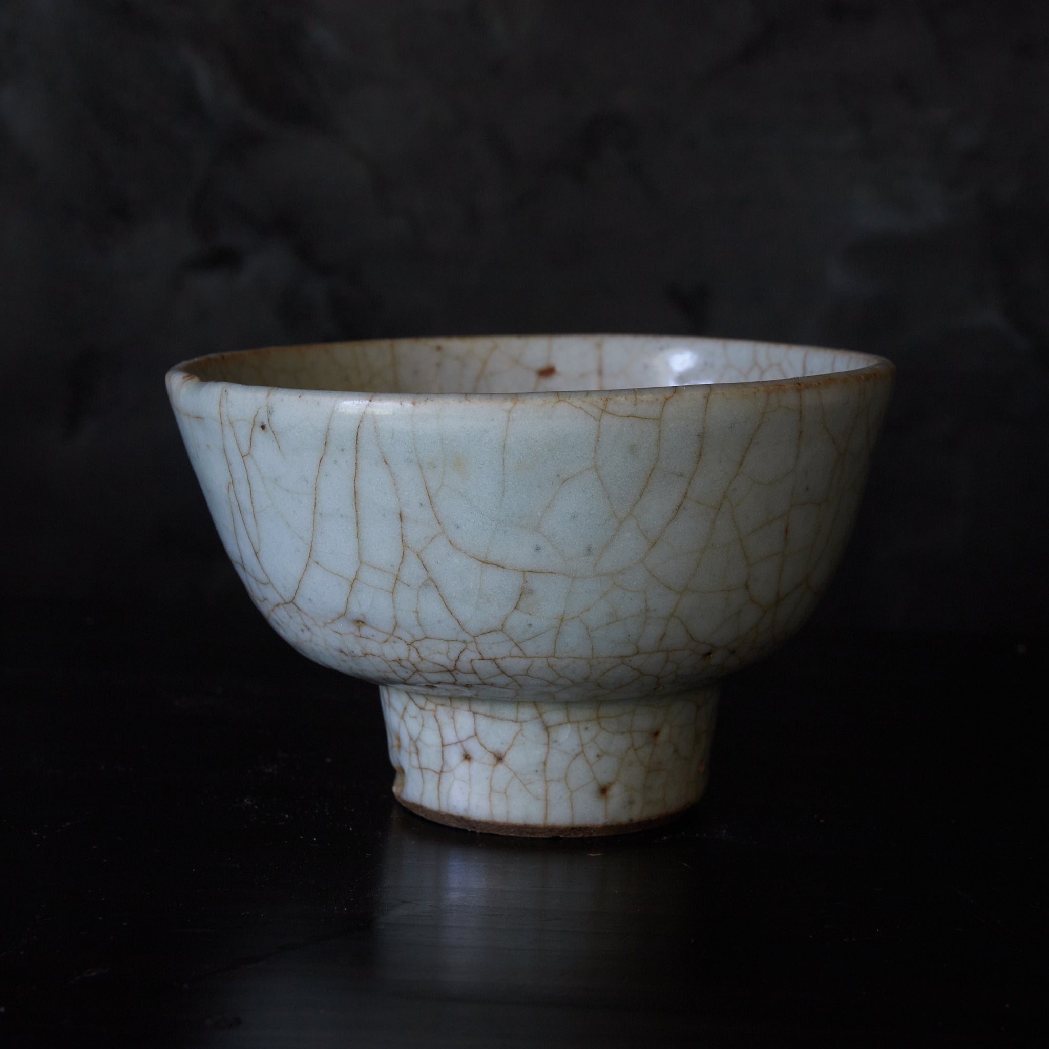 元代–明代 青磁開片高足茶碗 木箱付（1206–1644CE） | 入蘆花