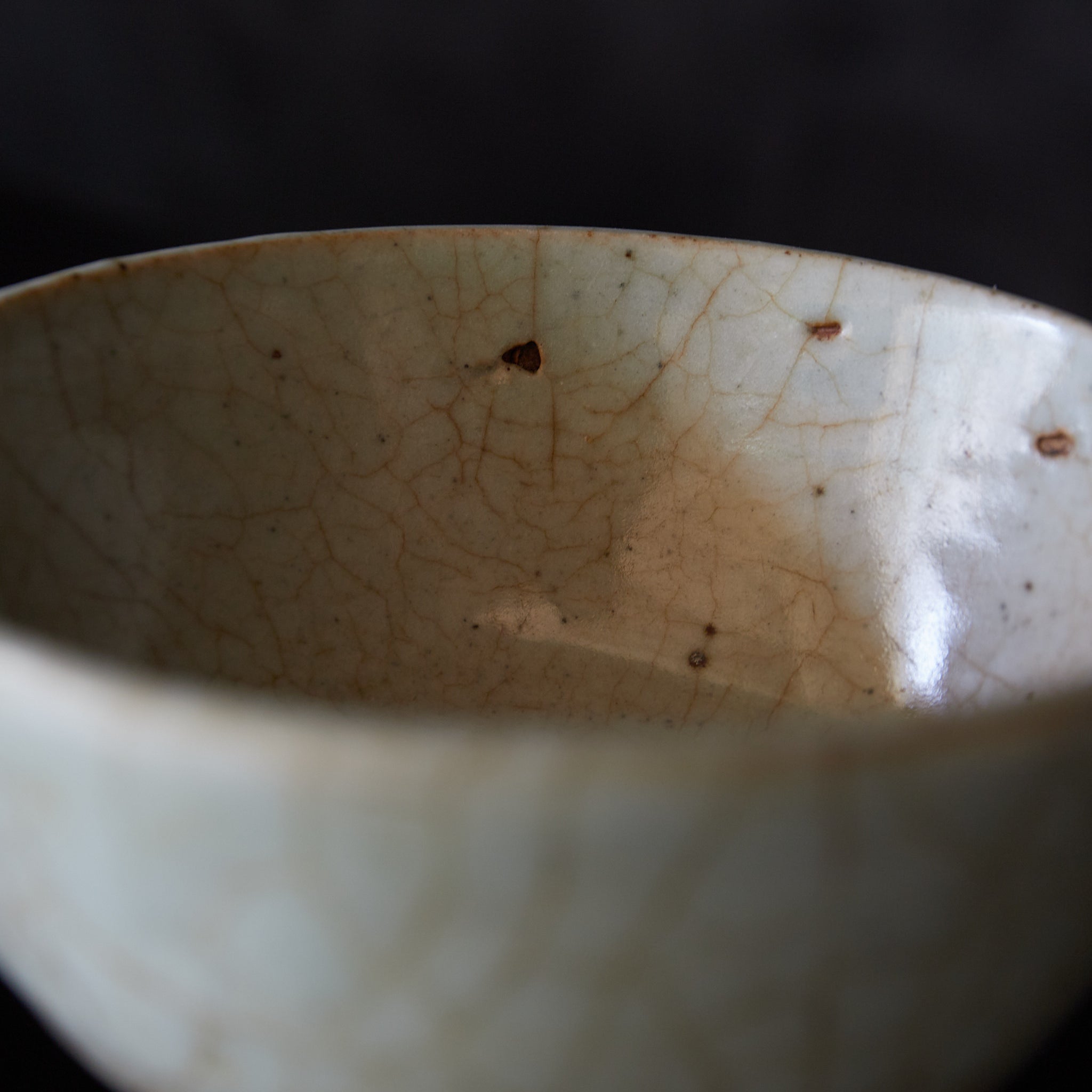 元代–明代 青磁開片高足茶碗 木箱付（1206–1644CE） | 入蘆花