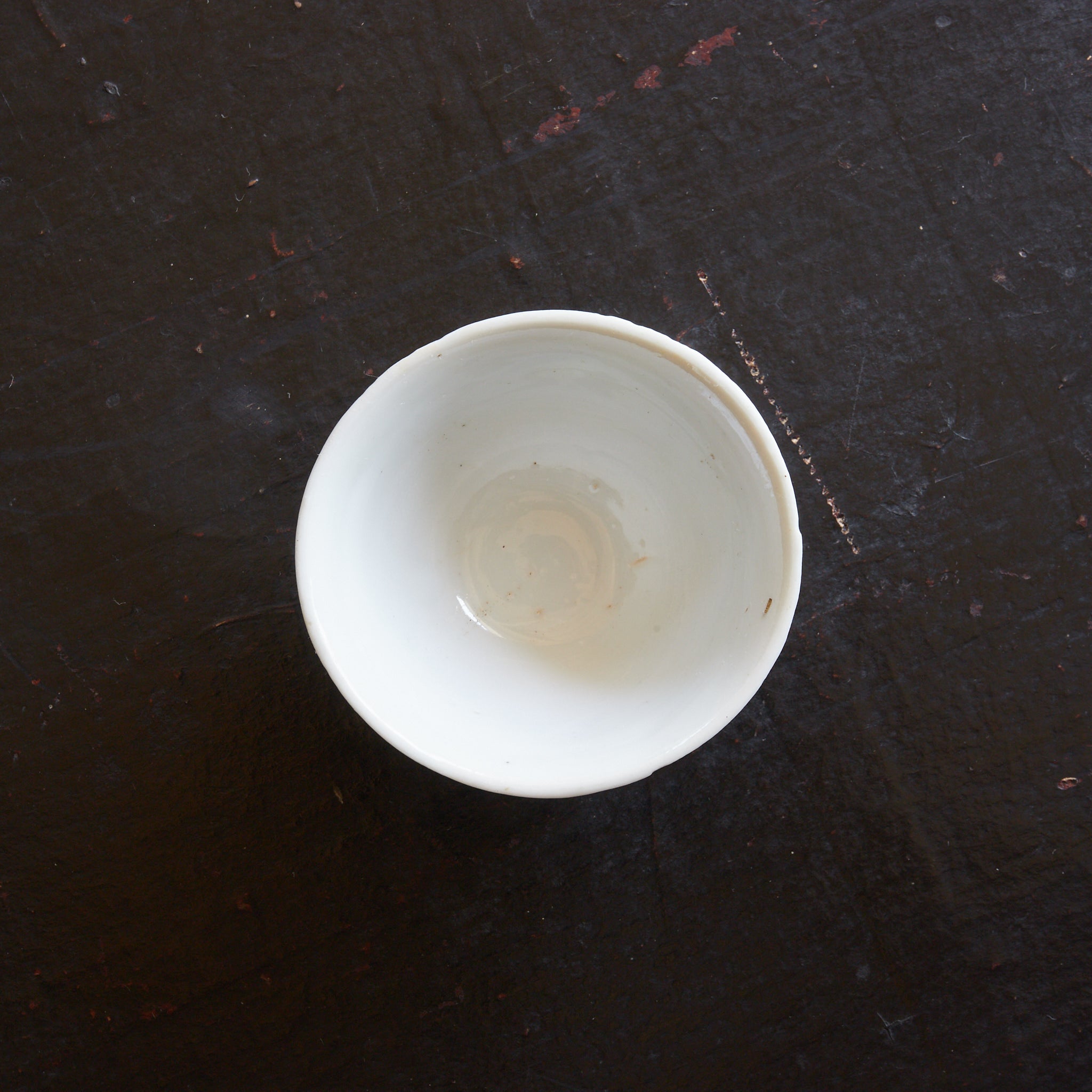 TAZA PARA SENCHA, Ko-Imari, porcelana azul y blanca con patrón de pez de arroz japonés, juego de 5, Período Edo（1603–1867 d. C.）