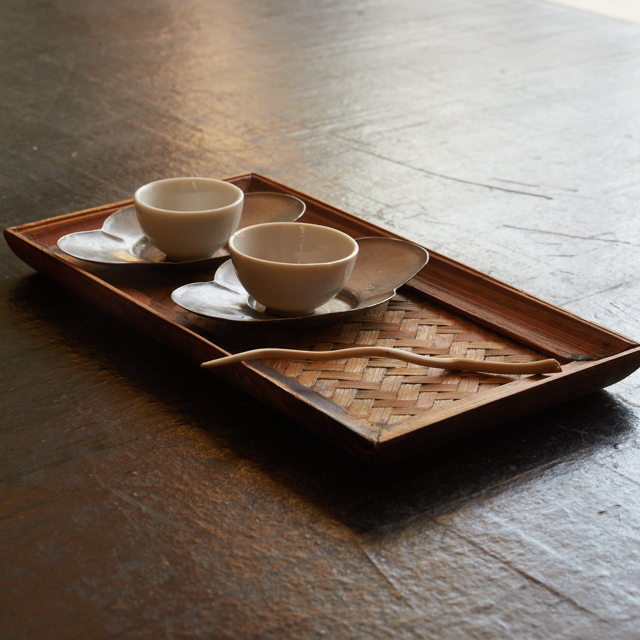 大正–昭和時代 網代文煎茶盆（1912–1989CE） | 入蘆花（ロカニイル）