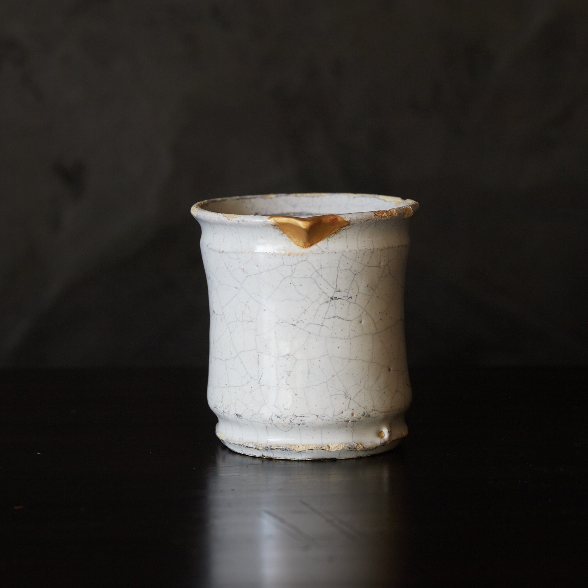 オランダアンティーク 白釉デルフト アルバレロ型金継小壺 片口