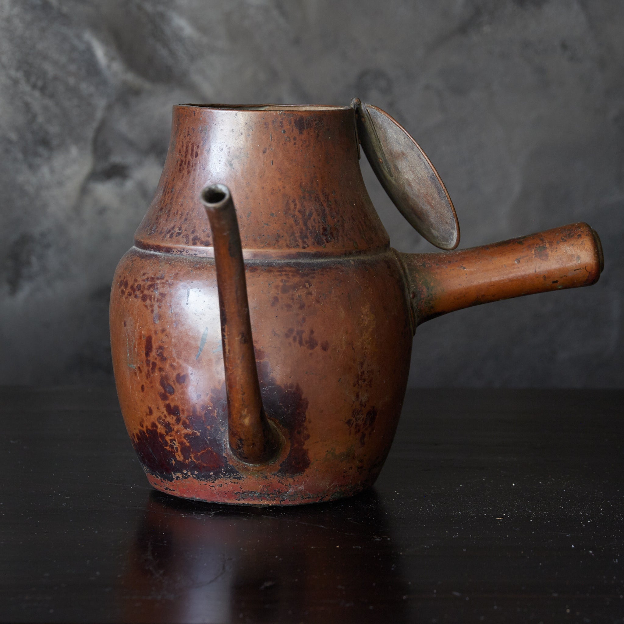 メソポタミアの青銅の水注 メソポタミアの青銅の水注 メソポタミアの青銅の水注 メソポタミアの