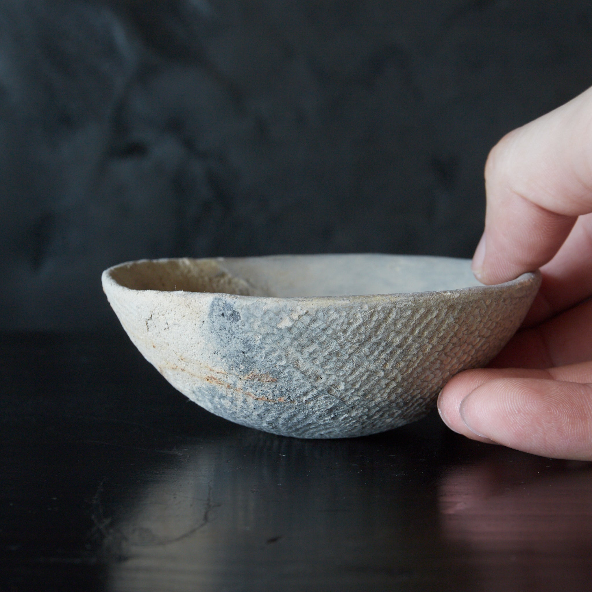 縄文時代 碗型土器（10000–300BCE）