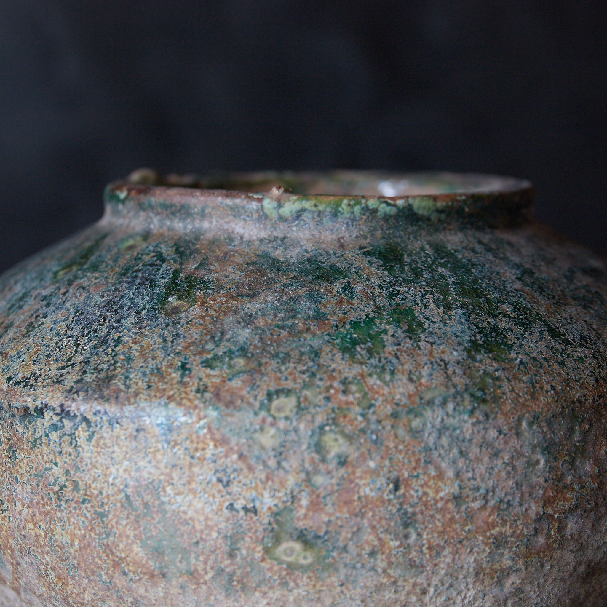 漢代 銀化緑釉小壷（206BCE–220CE）