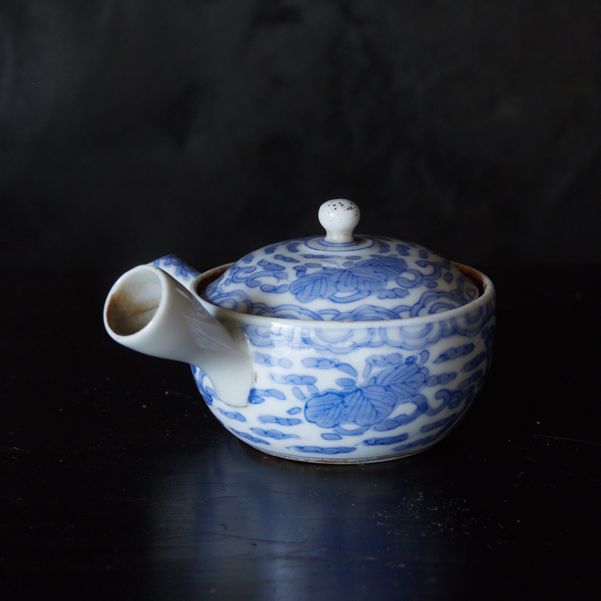 江戸時代 古伊万里 白磁染付桐文横手急須（1603–1867CE） | 入蘆花