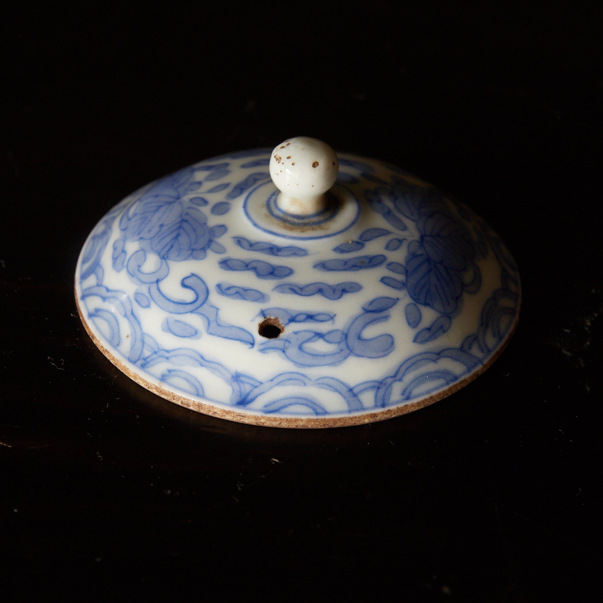 江戸時代 古伊万里 白磁染付桐文横手急須（1603–1867CE）