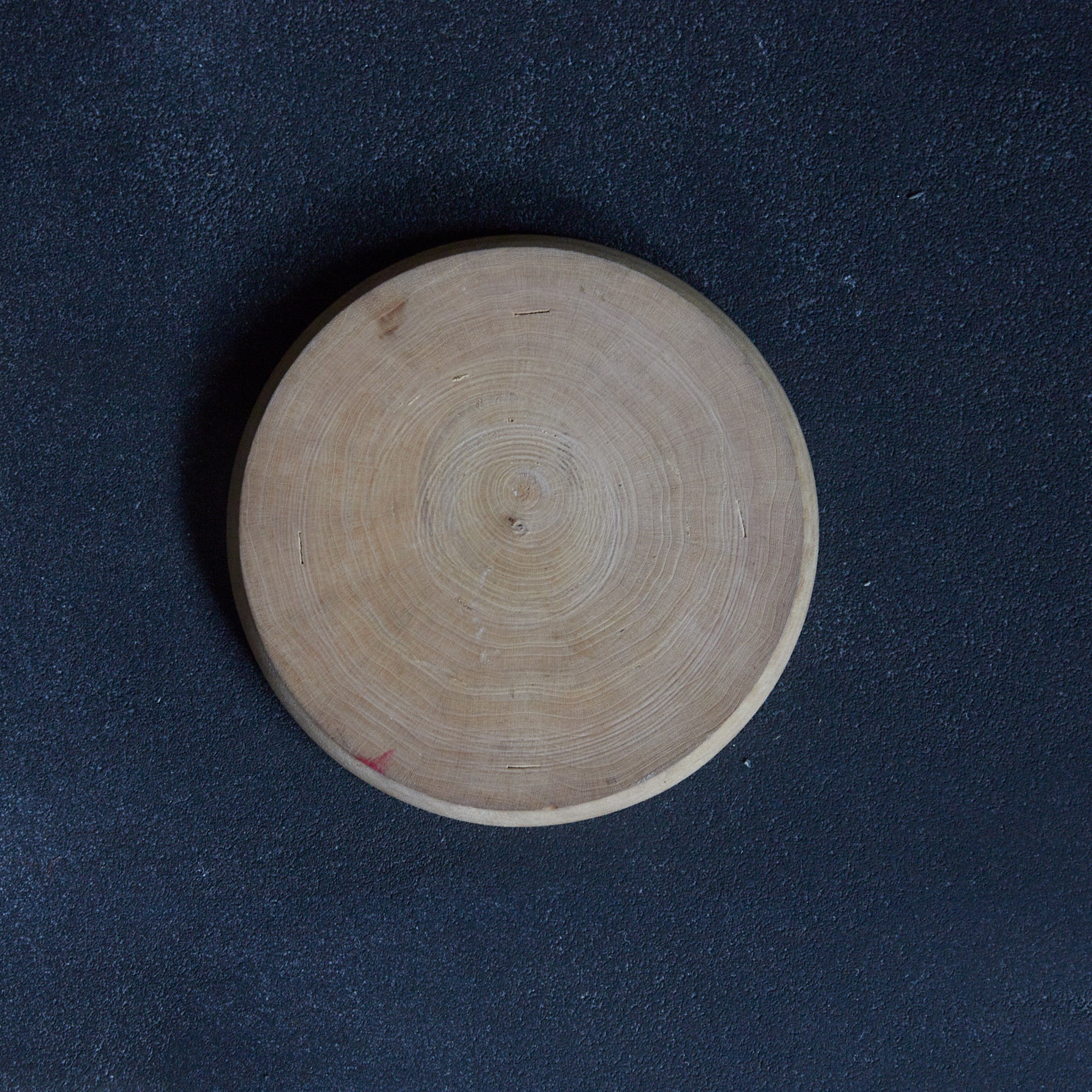 AGED WOODEN TEAPOT STAND, Taisho–Showa Period（1912–1989CE）