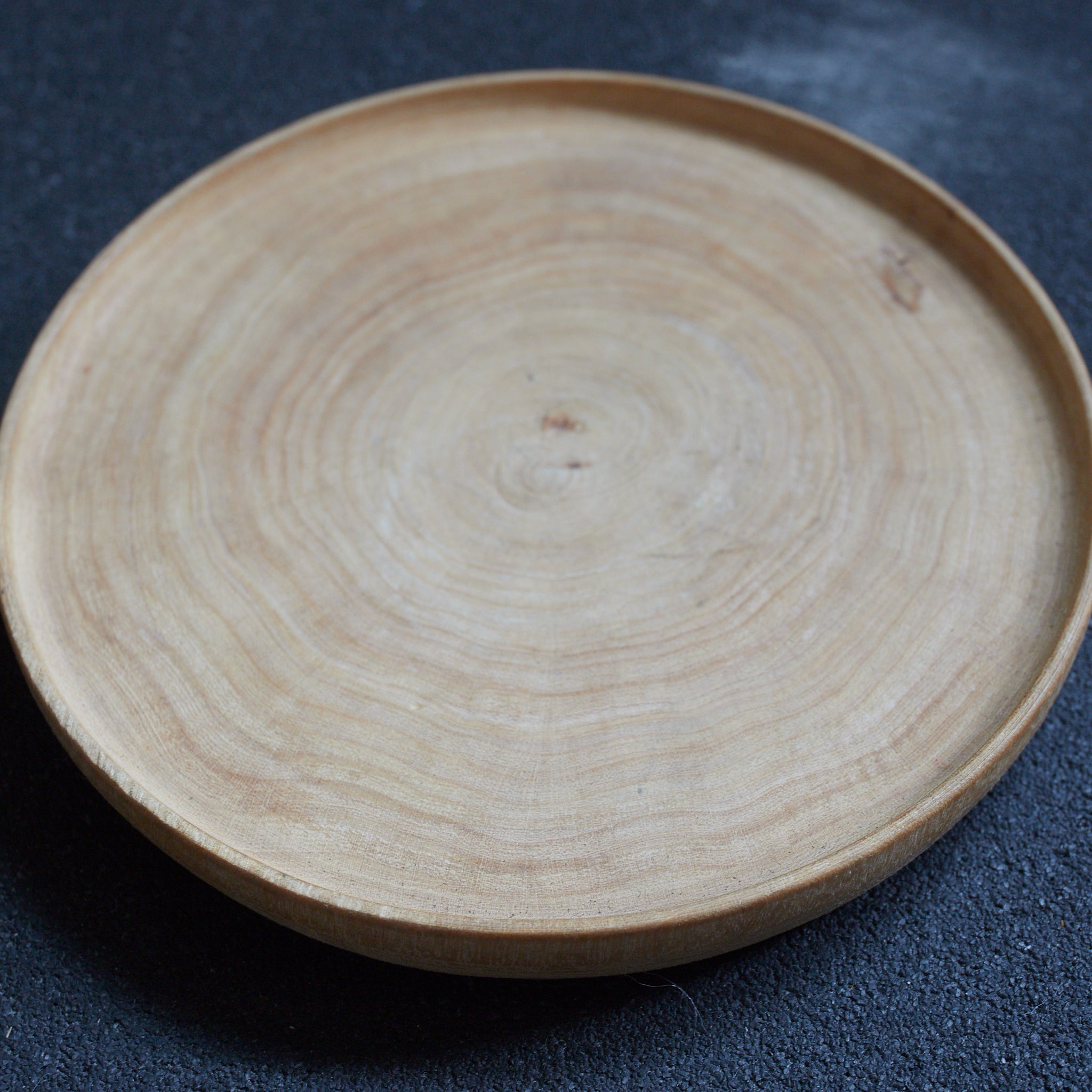 AGED WOODEN TEAPOT STAND, Taisho–Showa Period（1912–1989CE）