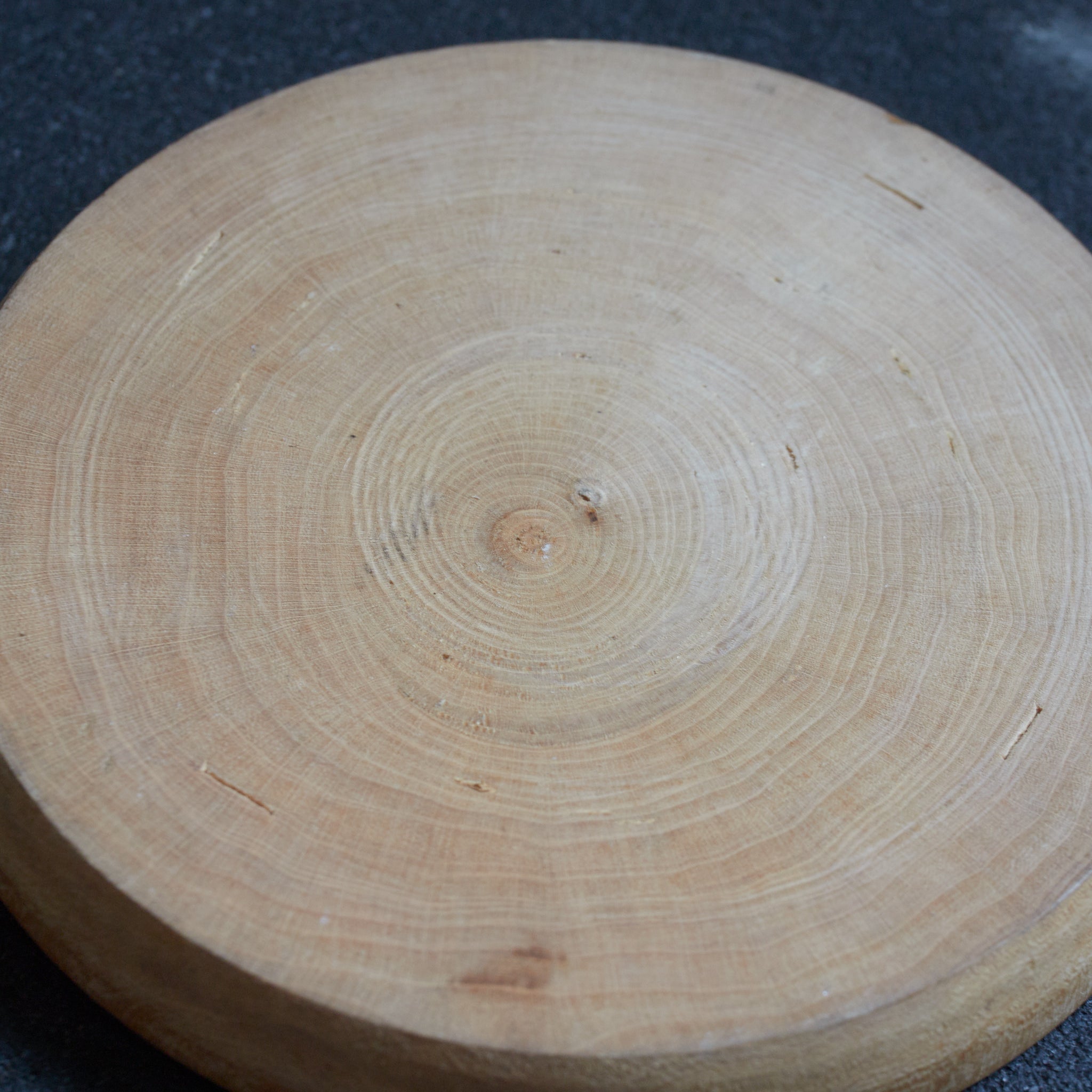 AGED WOODEN TEAPOT STAND, Taisho–Showa Period（1912–1989CE）