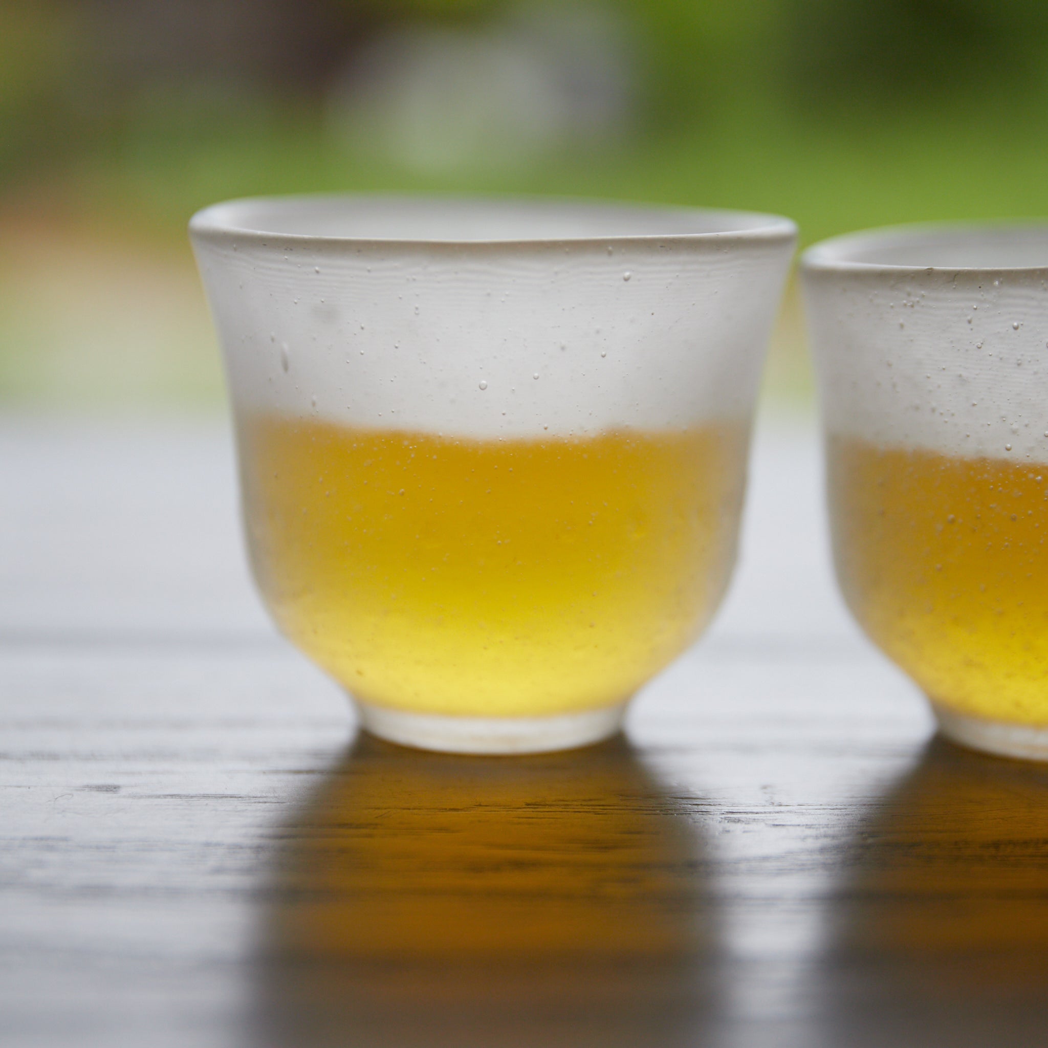 COPA DE VIDRIO ANTIGUO CON BURBUJAS, Juego de 4, Período Showa（1926–1989 d. C.）